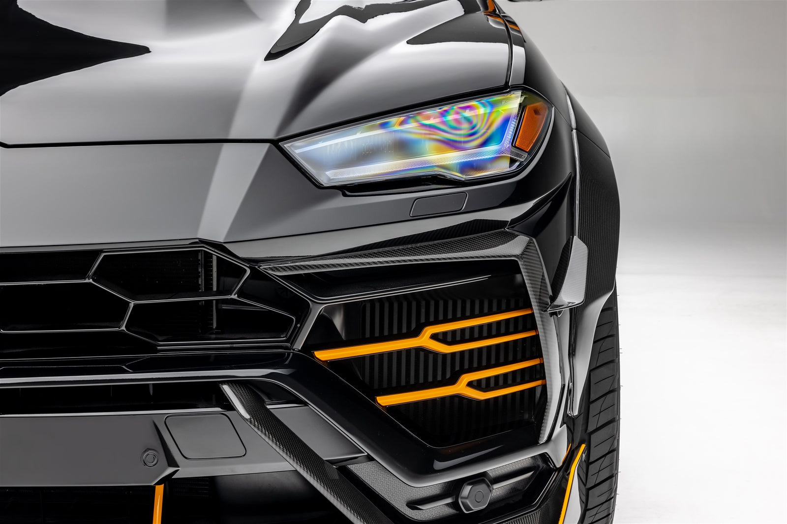 Lamborghini Urus Rampante Special Edition SUV - Luxury High-Performance Sports Car for Off-Road & City Driving