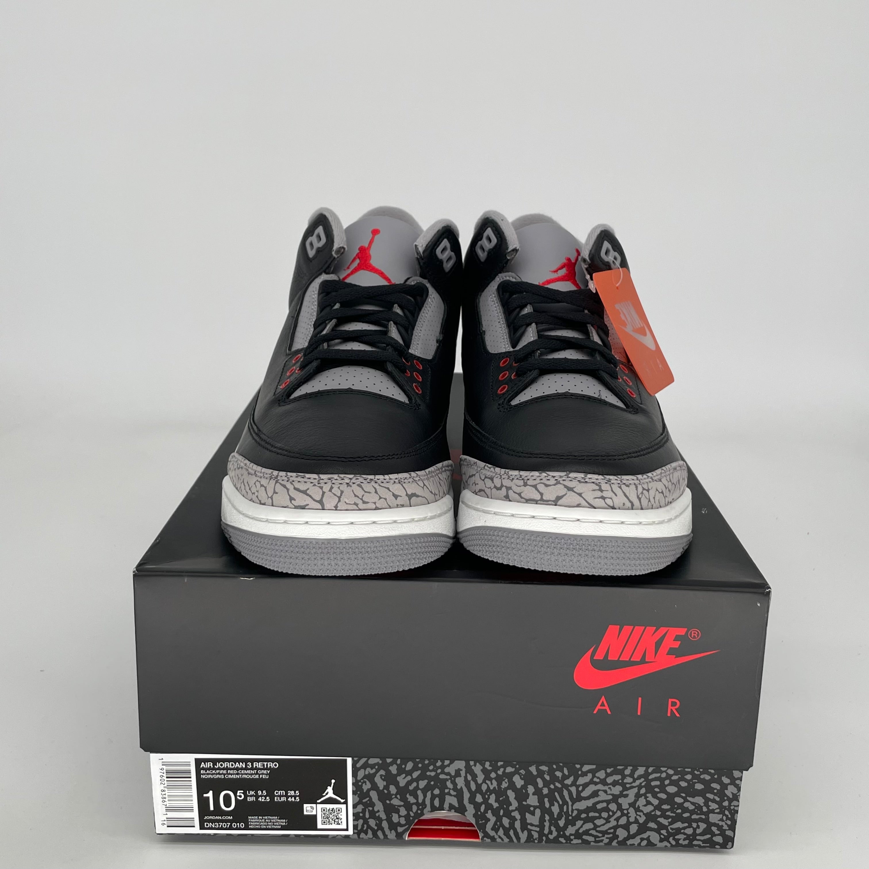 Original Air Jordan 3 Retro 'Black Cement' Men's Basketball Shoes Size 10.5 (DN3707-010) - Classic Sneakers for Streetwear & Basketball Performance