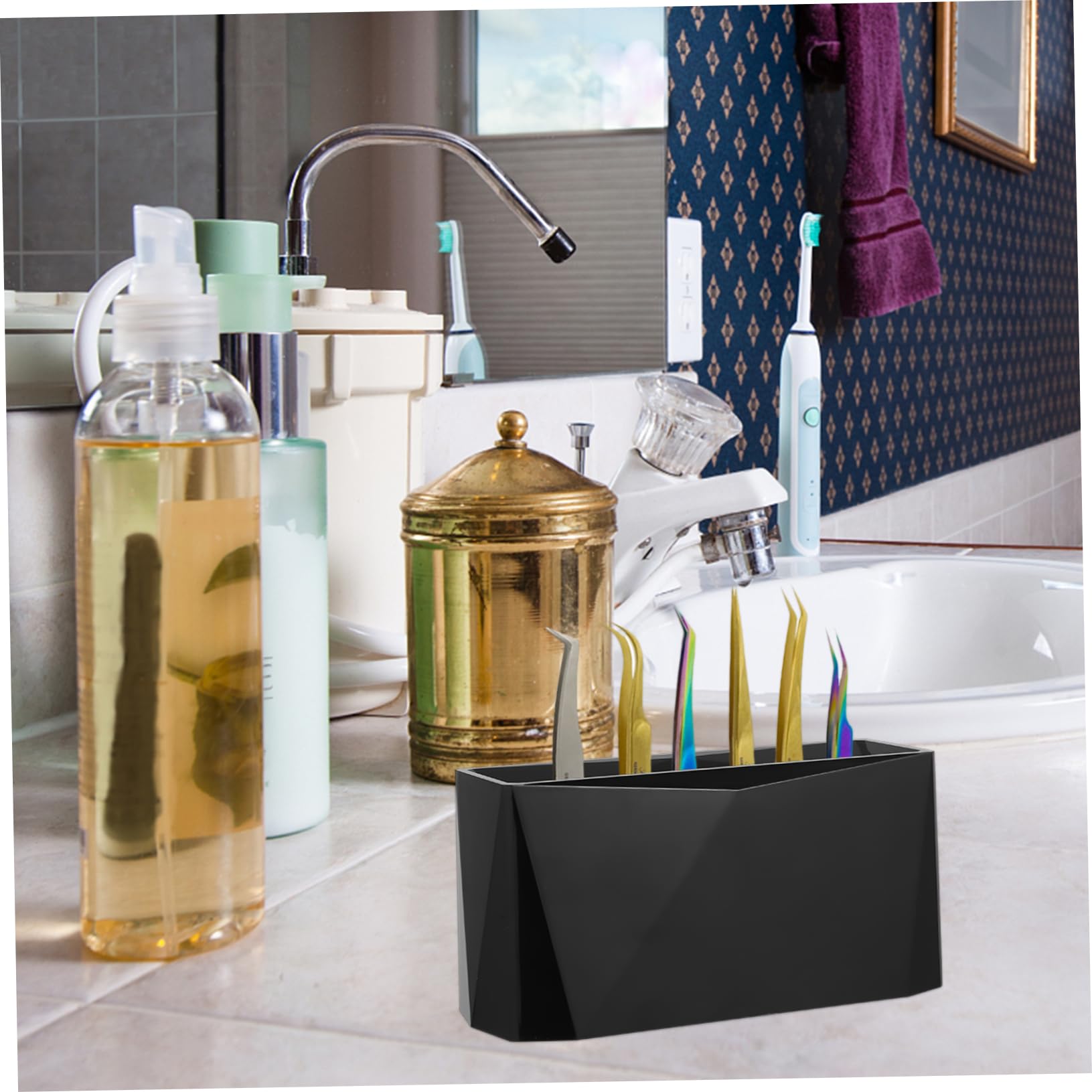 6-Piece Eyelash Extension Tweezers Stand - Black Plastic Lash Tool Organizer & Storage Rack for Salon, Beauty Professionals - Perfect for Eyelash Extension Kits, Makeup Tools Organization