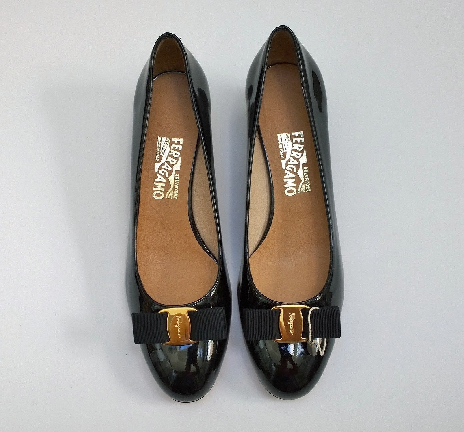 Ferragamo Vara Black Patent Leather Bow Block Heels Women's Shoes - C Width - New in Box - Perfect for Office, Wedding & Special Occasions