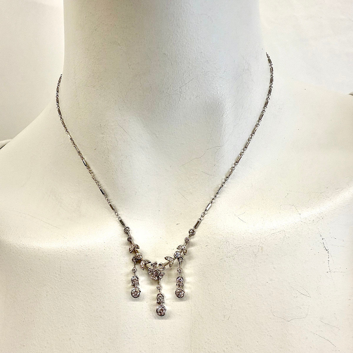 14K White Gold Diamond Necklace for Women - 27 Round Cut Diamonds Elegant Pendant Jewelry Gift for Anniversary, Wedding & Special Occasions
