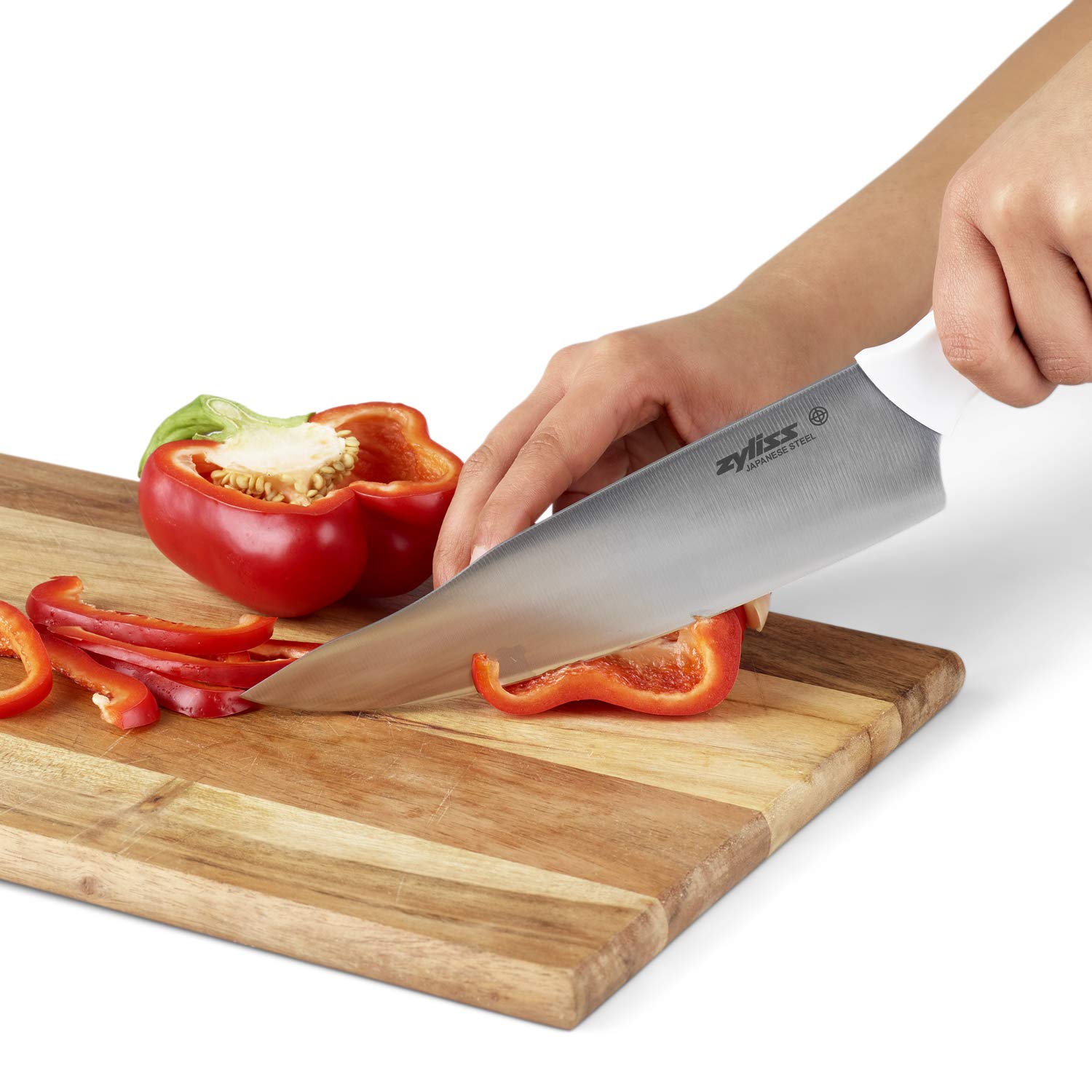 Zyliss Comfort Chef Knife 7.25 Inch - Premium Japanese Stainless Steel Blade with Non-Slip Ergonomic Handle - Includes Protective Cover - Professional Kitchen Knife for Chopping, Slicing & Dicing - Dishwasher Safe - Ideal for Home Cooks & Professional Chefs