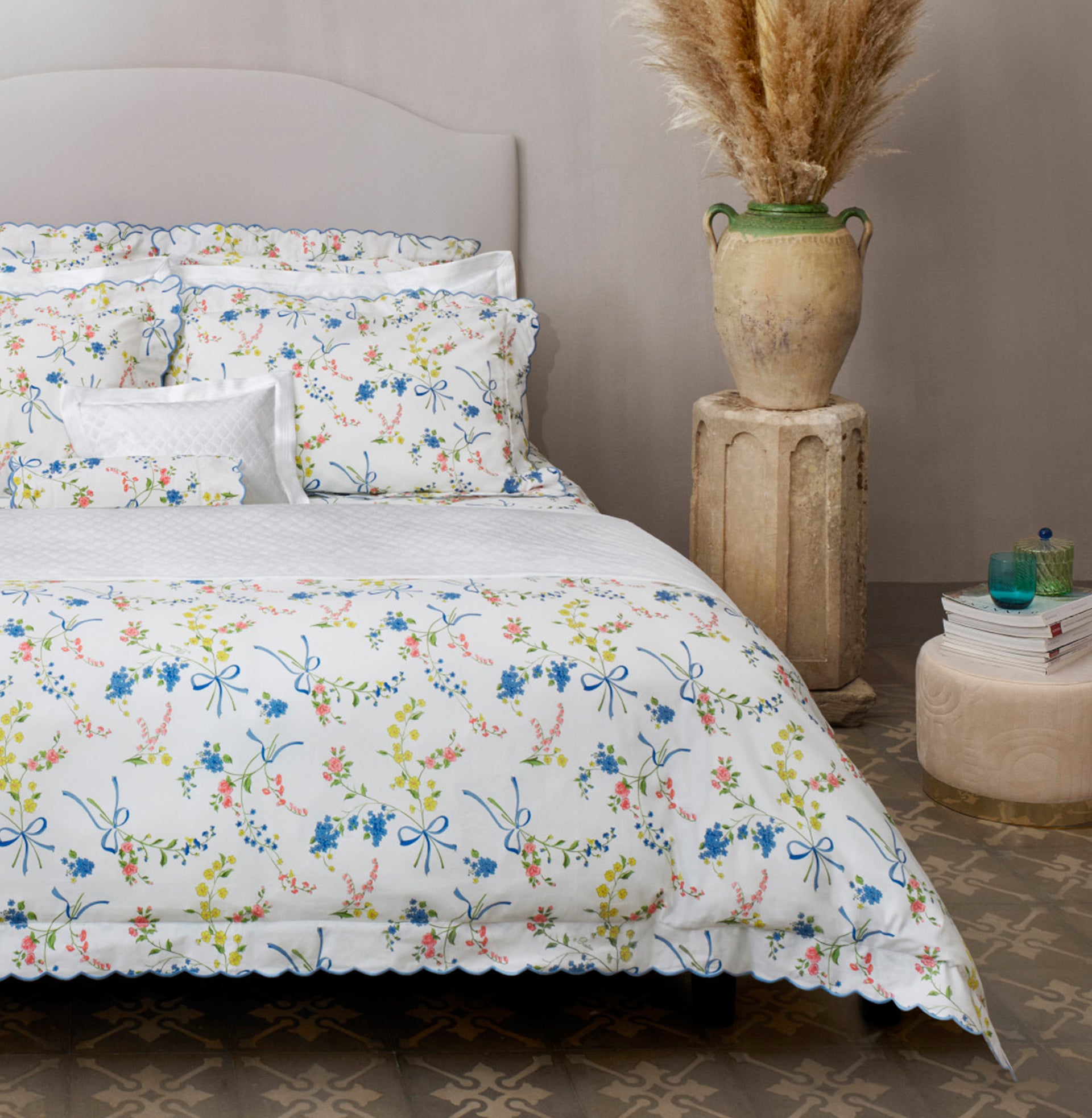 Premium Soft Vivaio Pillowcases Set of 2 - 100% Cotton Breathable Pillow Covers for Side & Back Sleepers - Perfect for Bedroom, Hotel & Travel Use