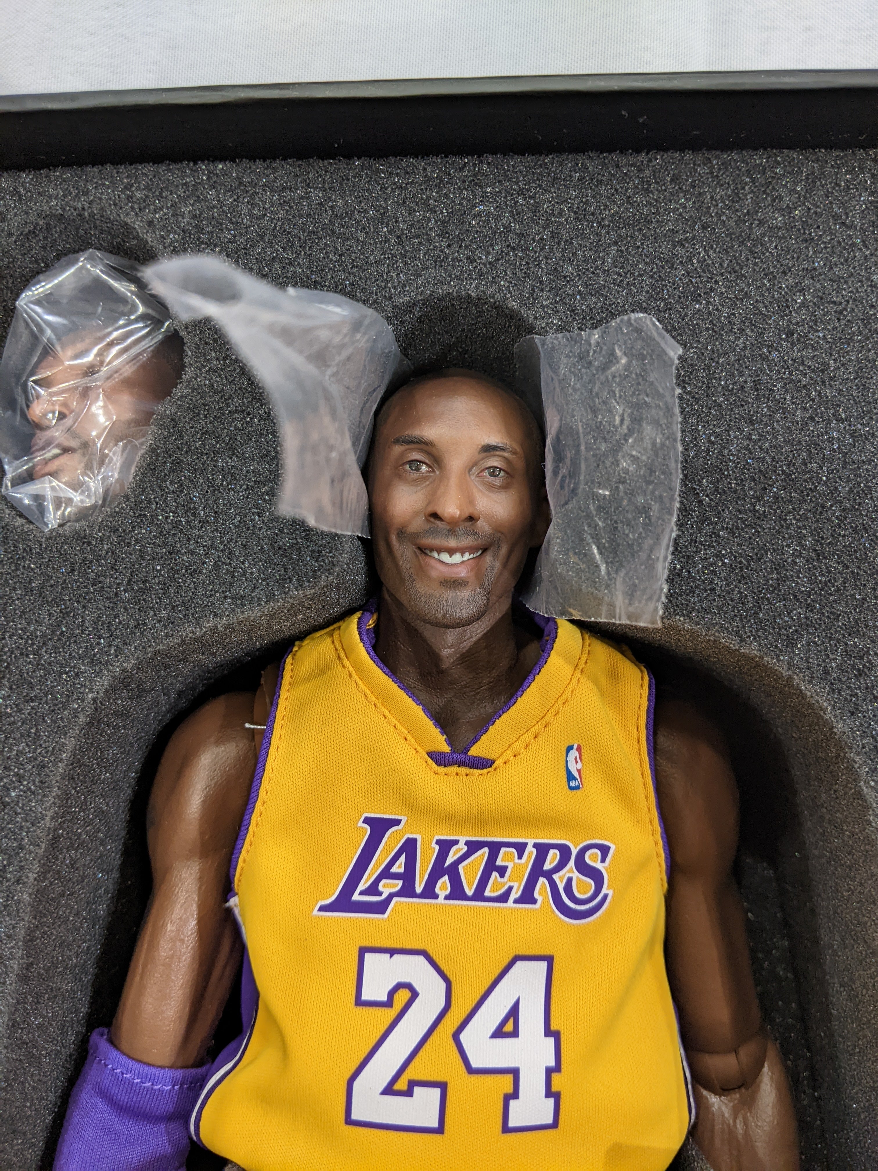 Enterbay 1/6 Scale NBA Los Angeles Lakers Kobe Bryant Action Figure Collectible - Real Masterpiece Series - Perfect for Basketball Fans & Collectors - Display in Home Office or Man Cave