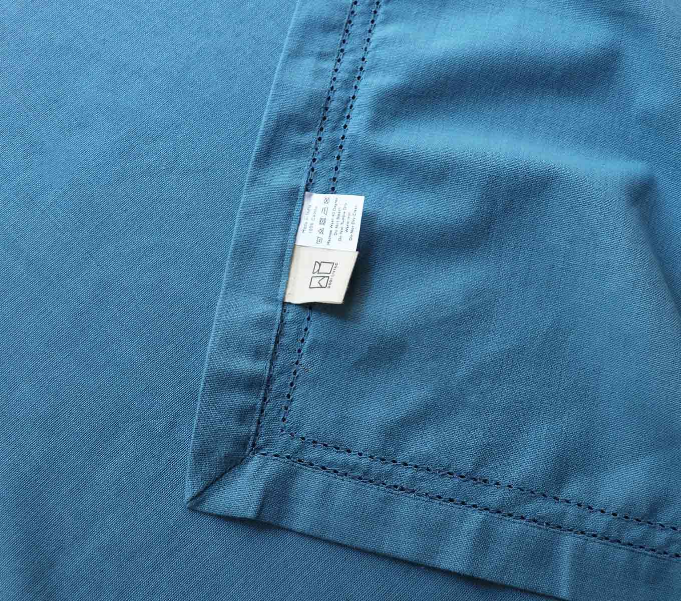 Premium Waterproof Tablecloth - Spill & Stain Resistant for Dining, Picnics & Parties - Washable & Durable Table Cover for Indoor & Outdoor Use