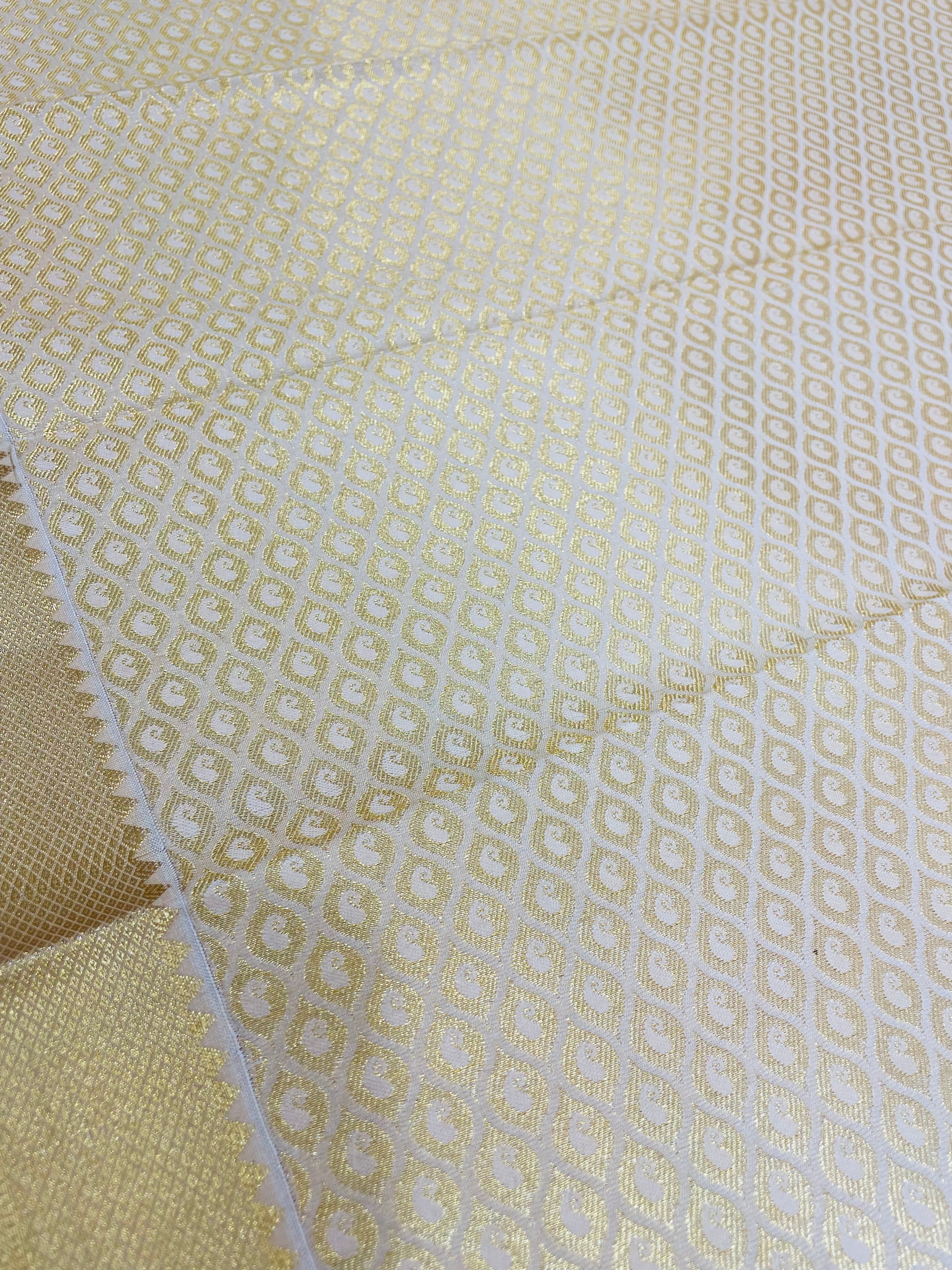 Elegant Golden Pure Silk Saree for Women - Perfect for Weddings, Parties & Special Occasions