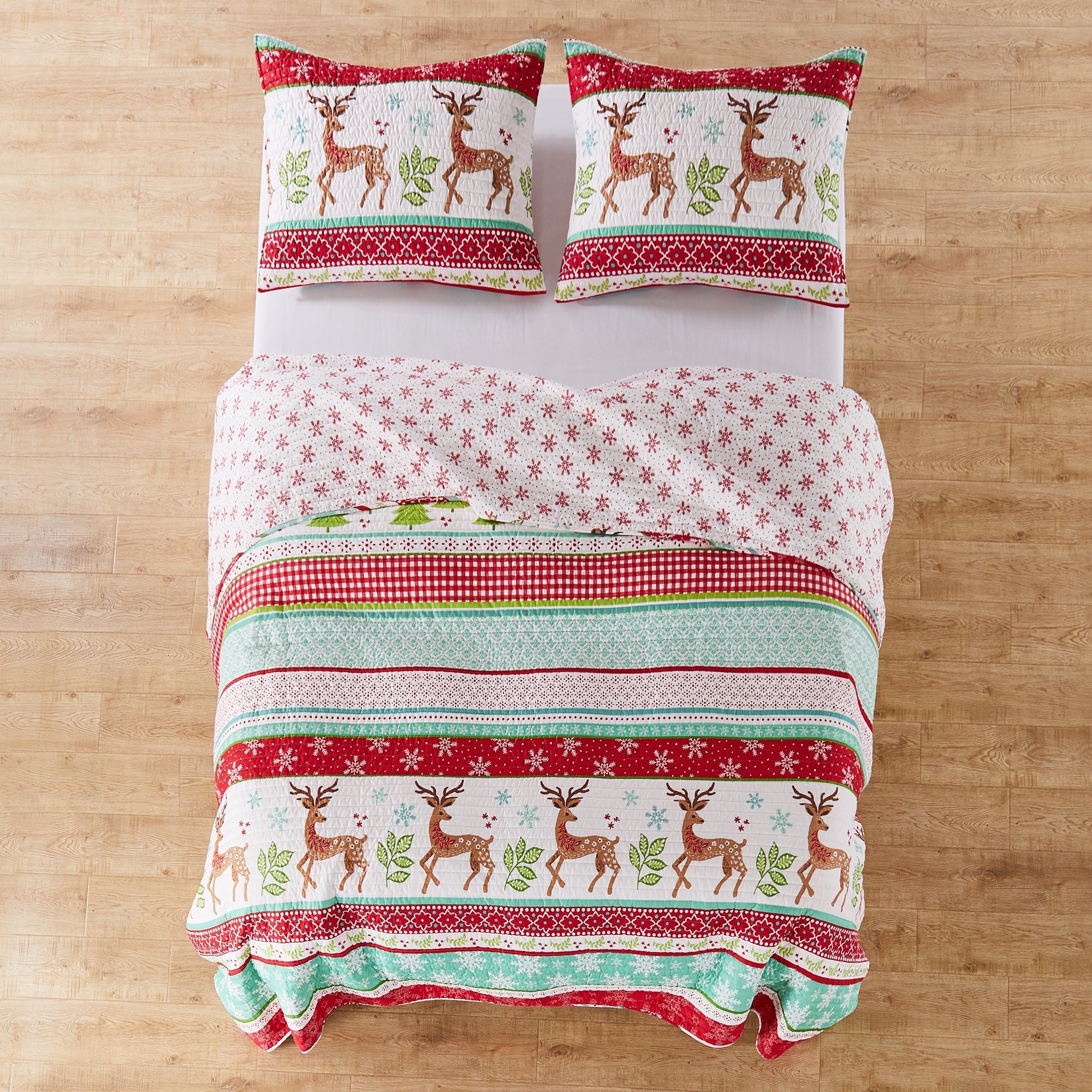 Let It Snow Quilt Set - Cozy Winter Bedding Collection for Queen & King Size Beds | Perfect for Holiday Decor & Cold Weather Comfort