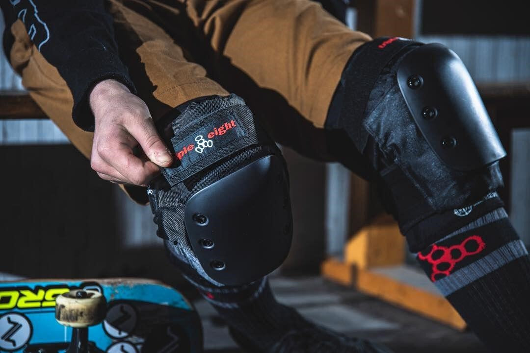 KP Pro Knee Pads - Heavy Duty Work Knee Protection for Construction, Flooring & Gardening - Comfortable & Durable Knee Support for Men & Women