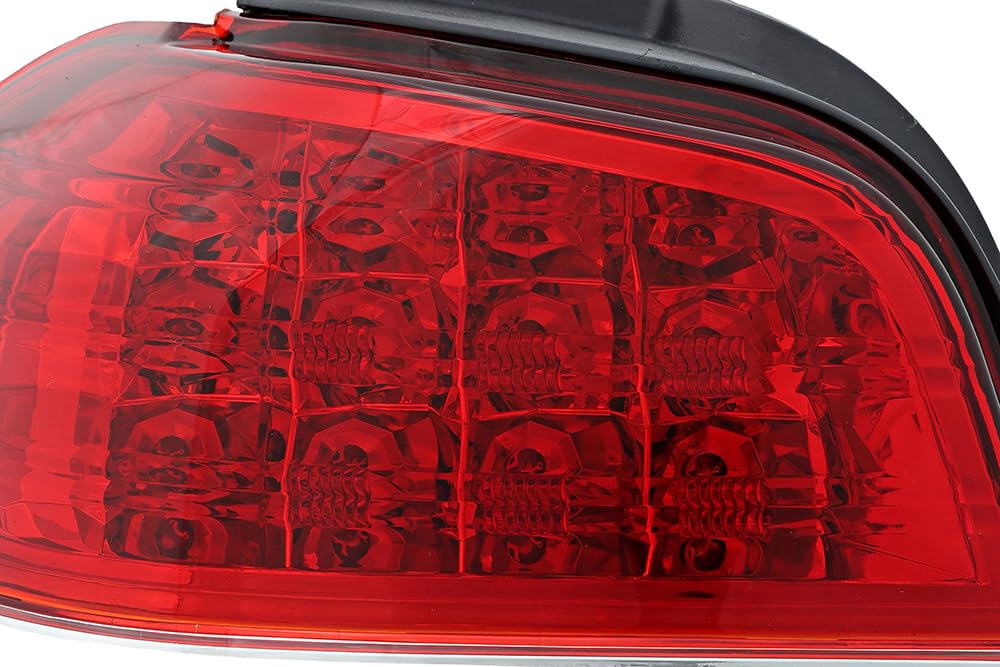Toyota Highlander Hybrid Tail Lights Lamps Set for 2006-2007 Models - Left & Right Side Replacement - Perfect for Night Driving & Enhanced Vehicle Safety
