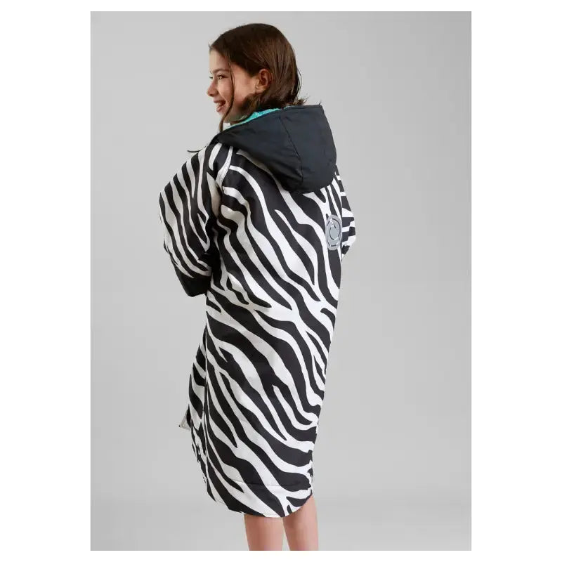 Unisex Kids Swimming Robe with Zebra Print - Quick Dry Swim Cover Up for Beach, Pool & Water Park Activities