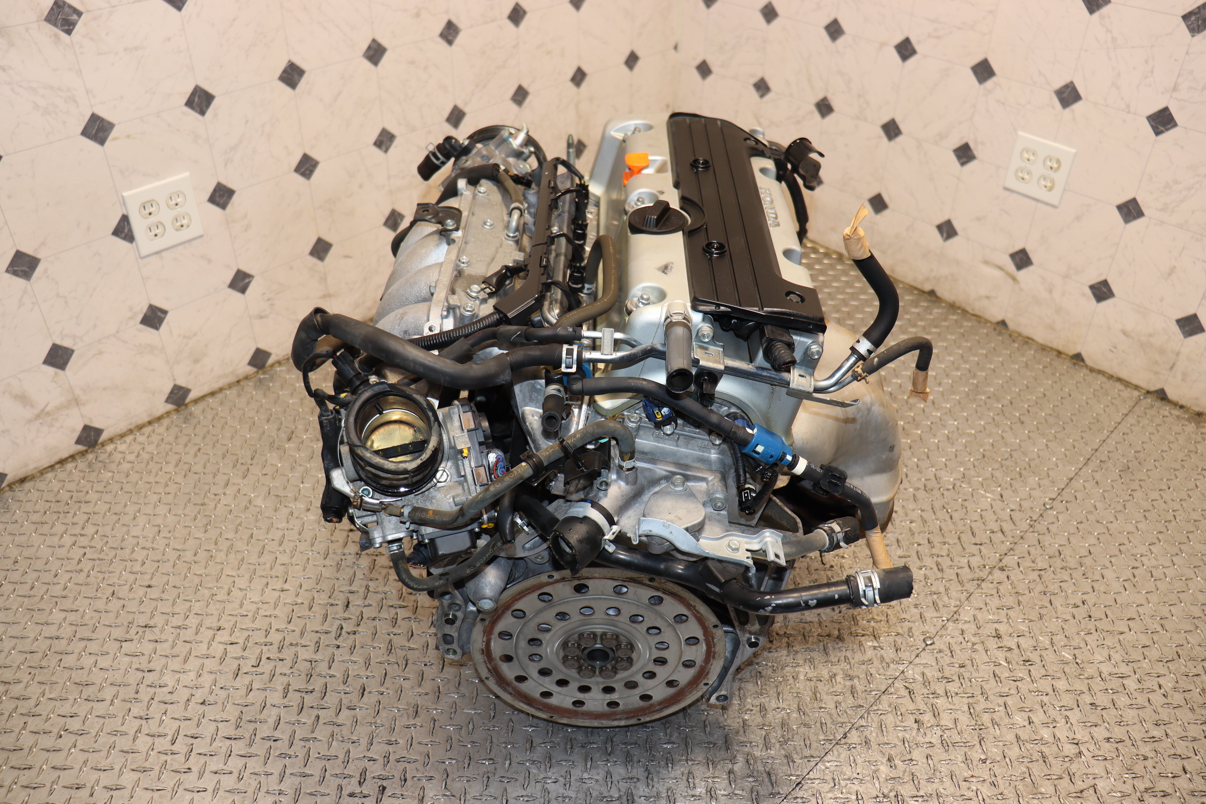 JDM K24A2 Honda Motor K24A RBB High Compression 2.4L Engine for 2004-2008 Acura TSX - Perfect for Performance Upgrades & Engine Swaps