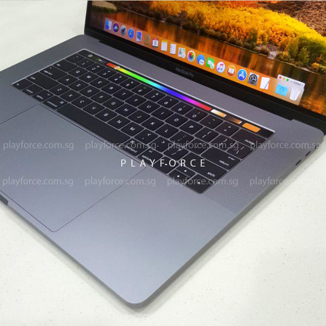 Apple MacBook Pro 15-inch (2017) with Touch Bar & Touch ID - 256GB SSD Laptop for Business, Design & Video Editing