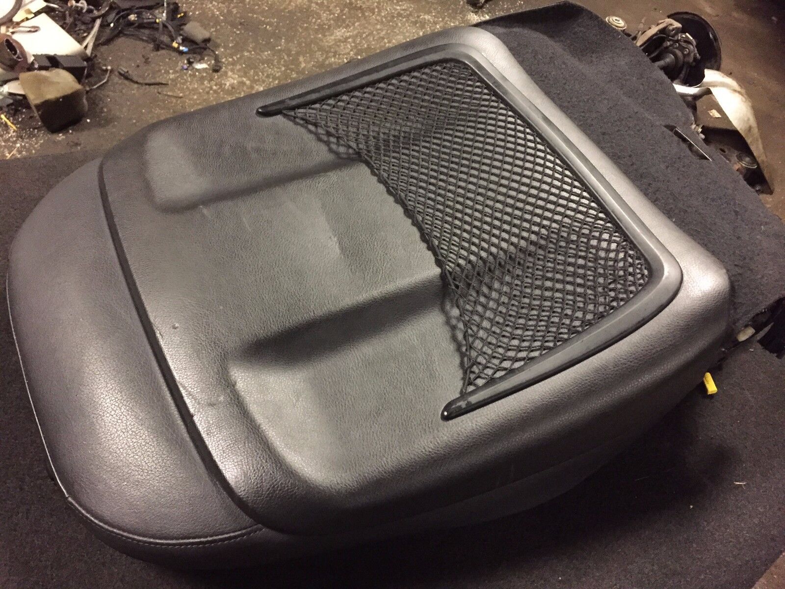 2005-2008 Audi A6 C6 Front Right Passenger Seat Upper Cushion Replacement - OEM Quality Car Seat Cover for Comfort & Luxury Driving Experience