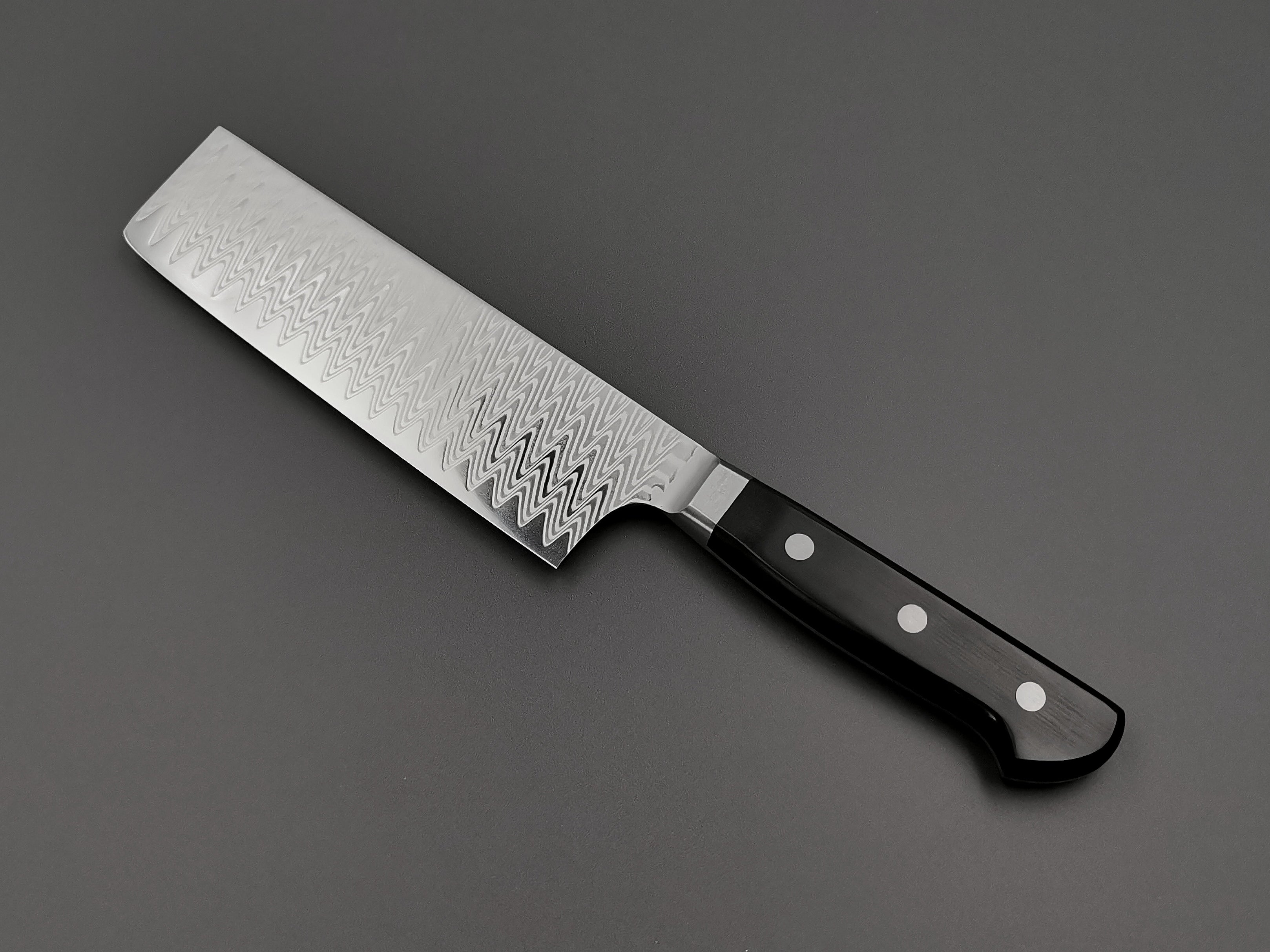 Premium Hatsukokoro Hayabusa HAP40 Damascus Nakiri Knife - Japanese Kitchen Knife for Professional Chefs & Home Cooking - Perfect for Slicing Vegetables, Herbs & Boneless Meat