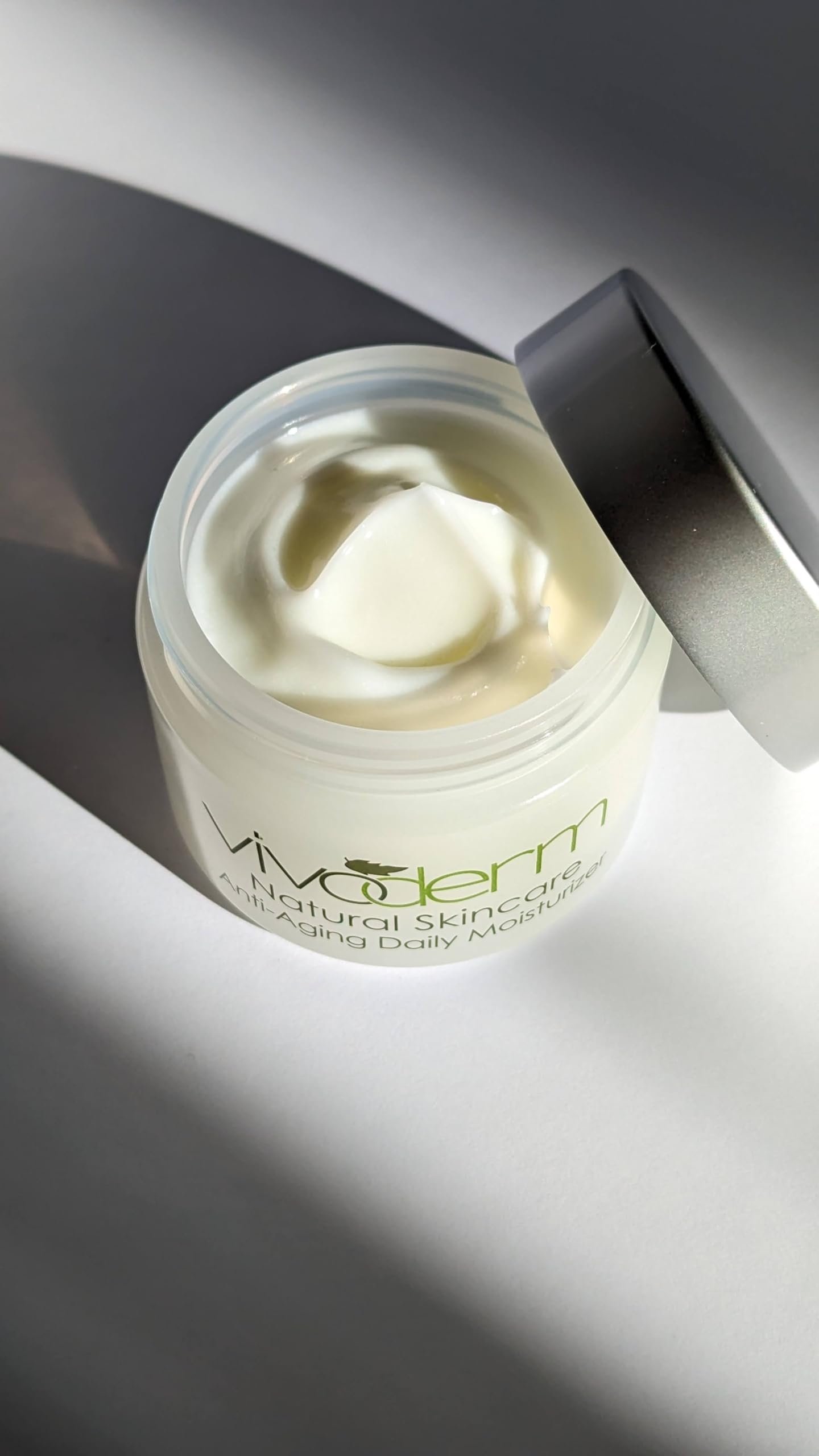 Vivoderm Oil-Free Anti-Aging Daily Moisturizer Cream for Face - Hydrating & Wrinkle Reducing Skincare for Women & Men - Perfect for Day & Night Use