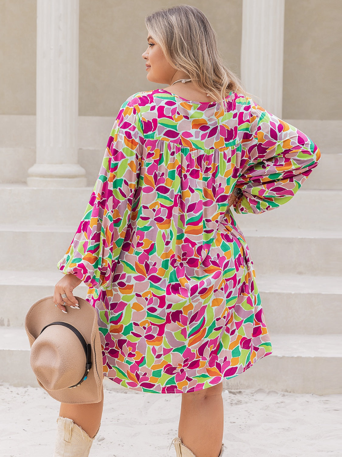 Plus Size Floral Print V-Neck Mini Dress for Women - Summer Vacation, Beach Party & Casual Outings