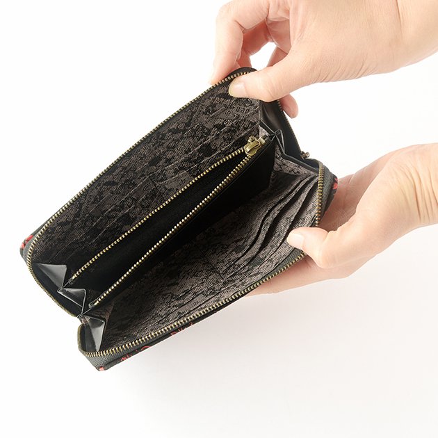Premium Japanese Deerskin Leather Wallet with Urushi Lacquer - Cherry Blossom & Gray Black U-Zip Design | Handcrafted in Japan | Perfect for Everyday Use & Luxury Gifting