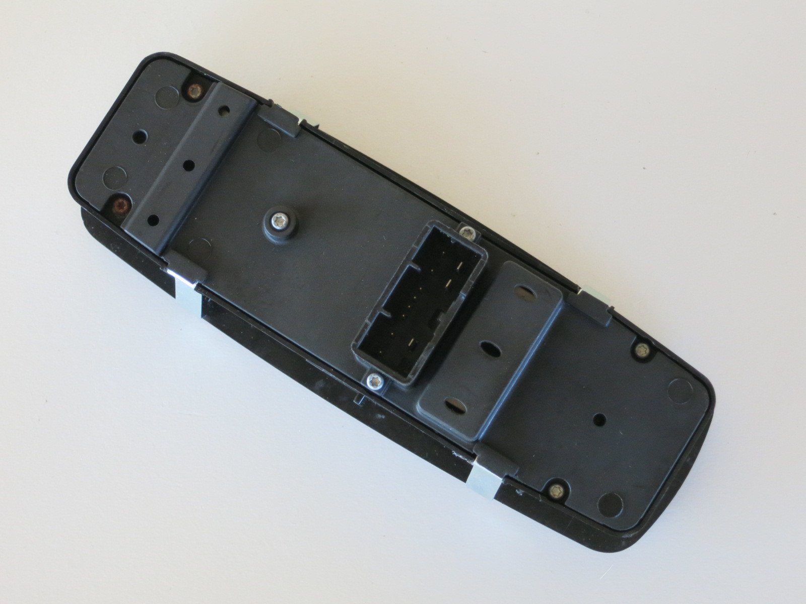Genuine Chrysler 68231805AA Door Switch - OEM Replacement Part for Dodge Ram 1500 2500 3500 - Perfect for Interior Lighting Control & Power Window Operation