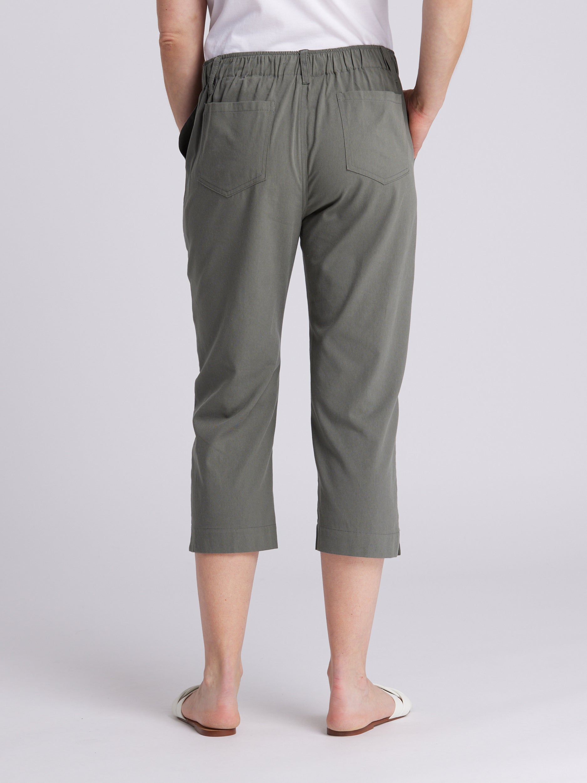 Contessa Women's 3/4 Length Pants - Stretch Comfort Fit Casual Capris for Work & Travel | Perfect for Office, Yoga & Summer Outfits