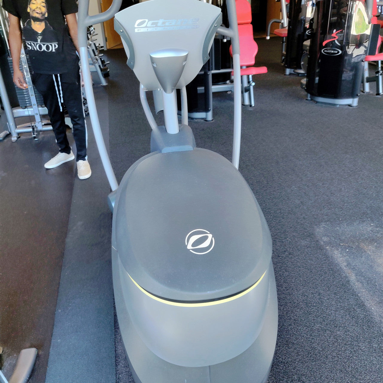 Octane Fitness Pro 4700 Elliptical Trainer - Low Impact Cardio Machine for Home Gym, Full Body Workout Equipment - Perfect for Weight Loss & Cross Training