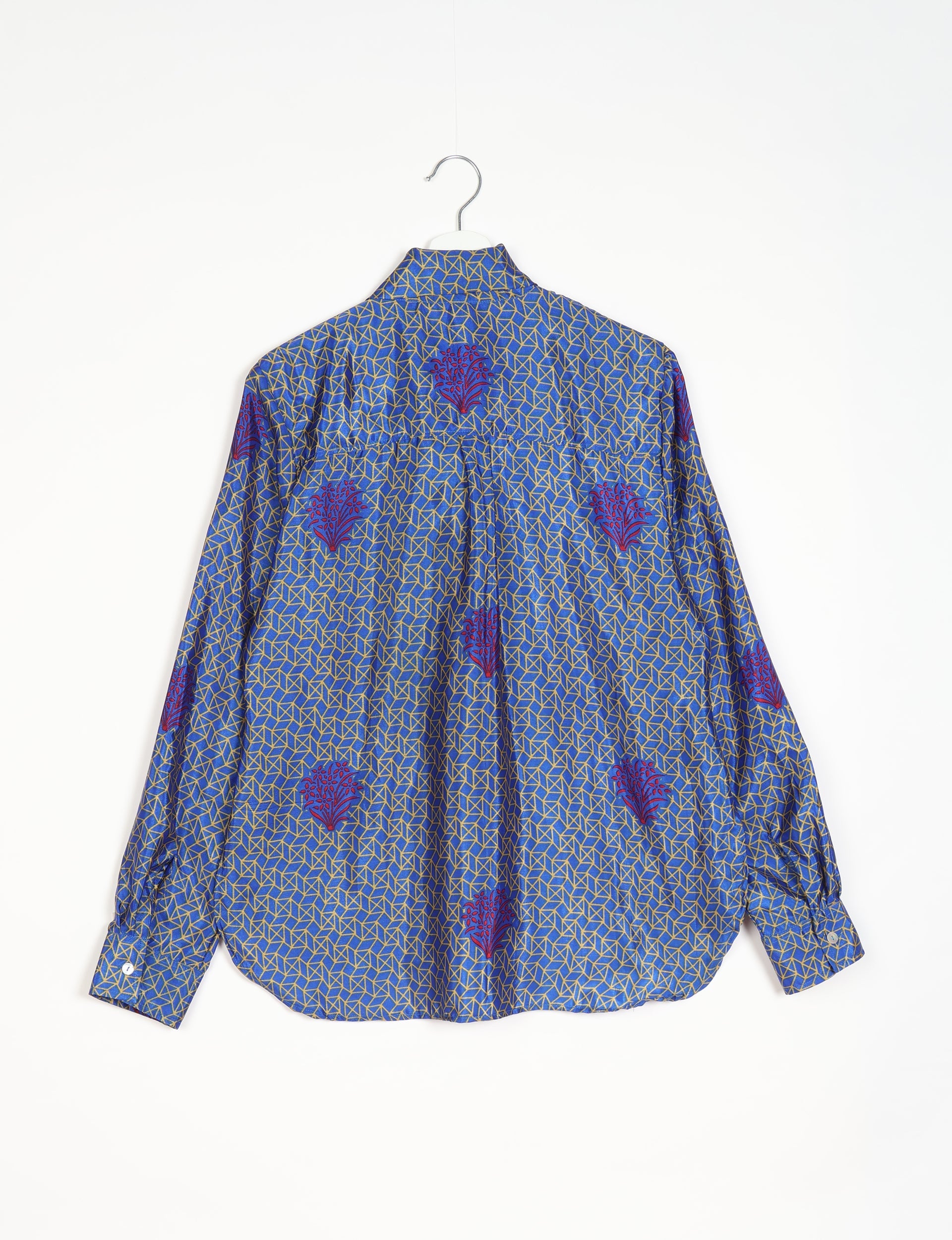 Stylish Men's Bowtie Shirt XL Size 10 - Perfect for Weddings, Parties & Formal Events
