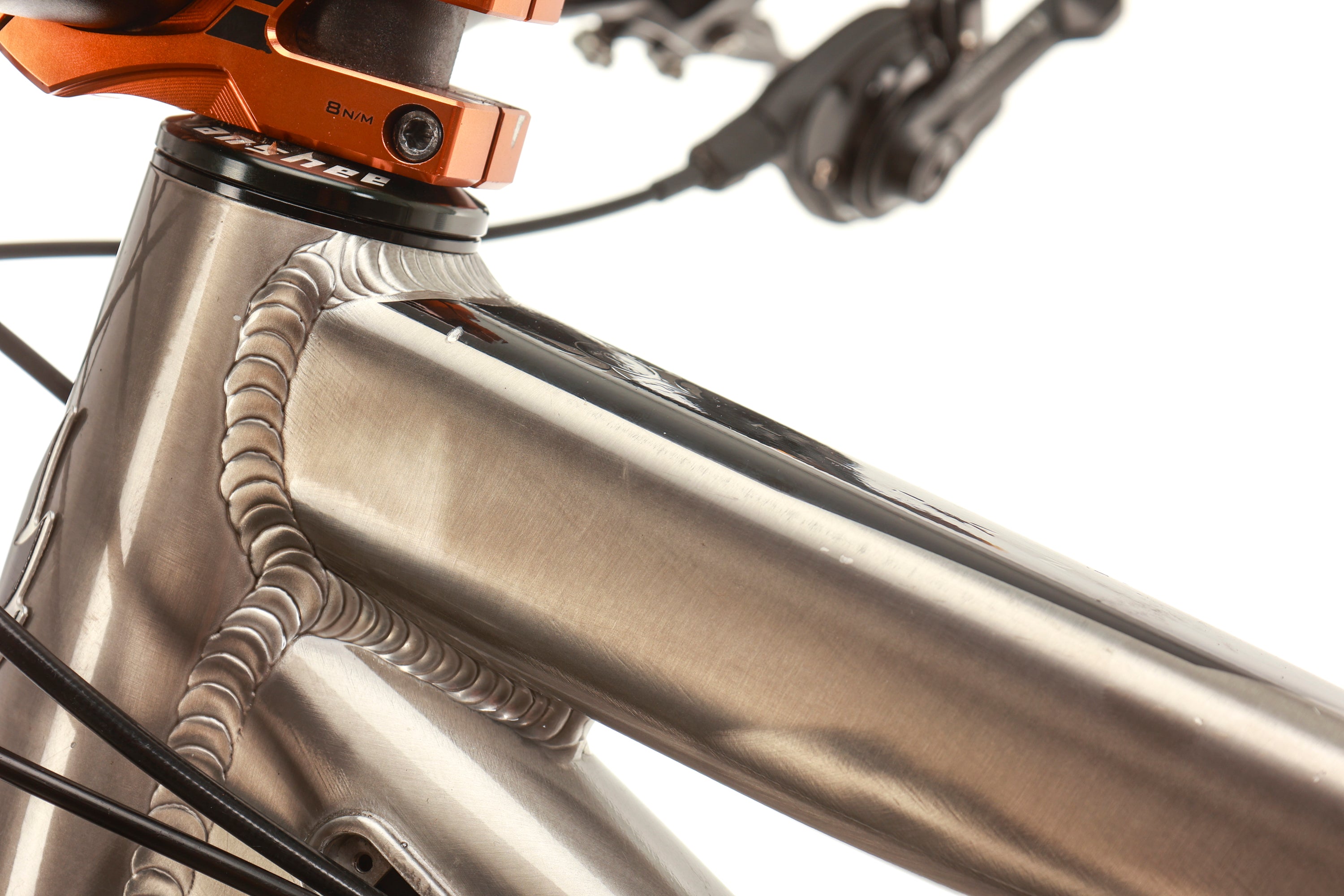 Banshee Titan V3.2 Full Suspension Mountain Bike 2021 - Large Frame Size for Trail & Enduro Riding | Perfect for Off-Road Adventures and Mountain Trails