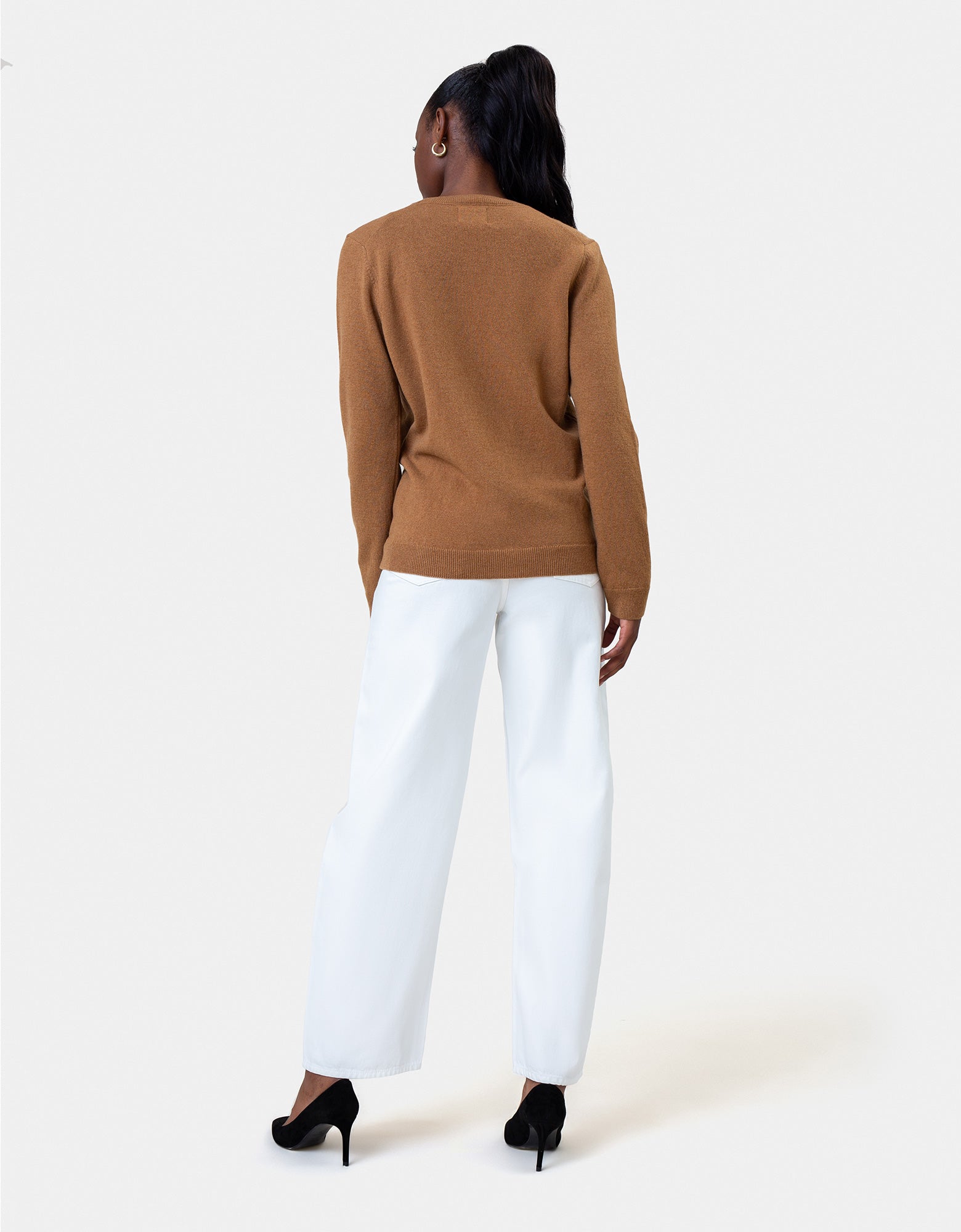 Premium Women's Classic Merino Wool Crew Neck Sweater - Sahara Camel Color | Soft & Warm Winter Pullover for Casual Outfits & Office Wear
