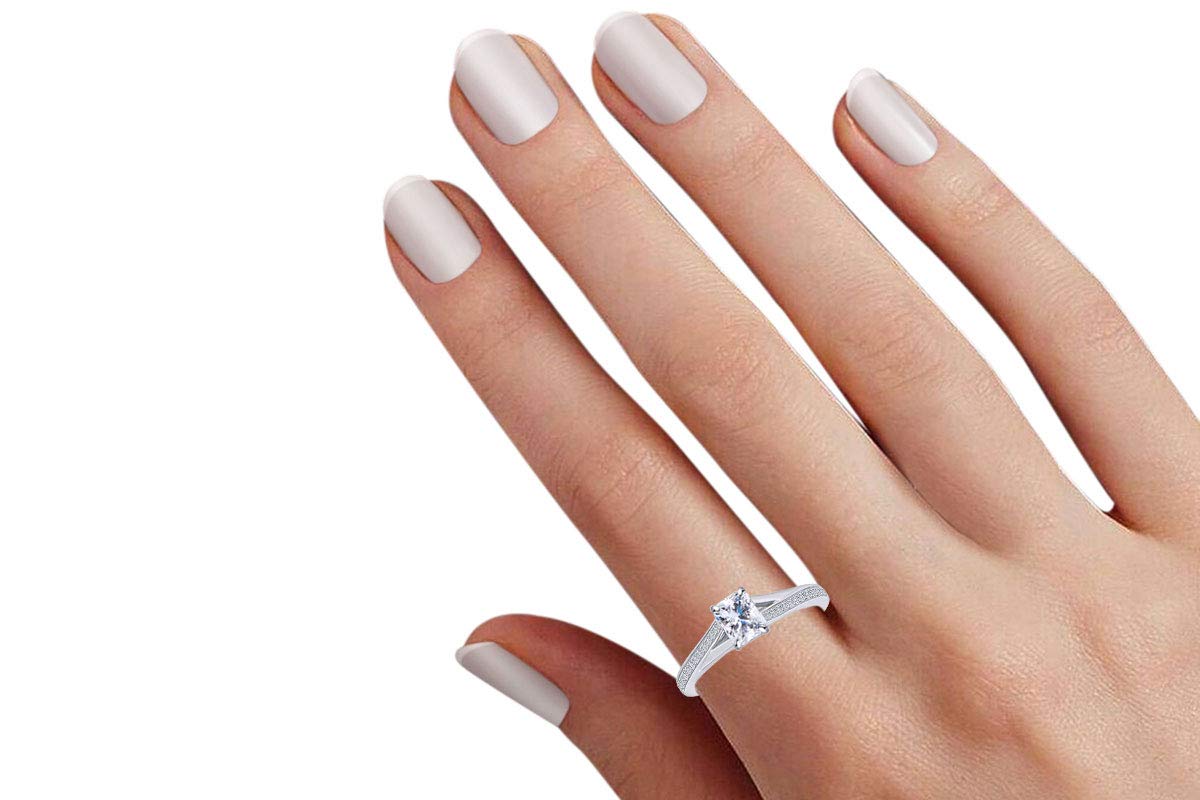 0.63 Carat (Ctw) Natural Diamond Solitaire Engagement Ring - 14K Solid Gold Radiant & Round Cut White Diamond Ring for Women - Perfect for Proposals, Anniversaries & Special Occasions