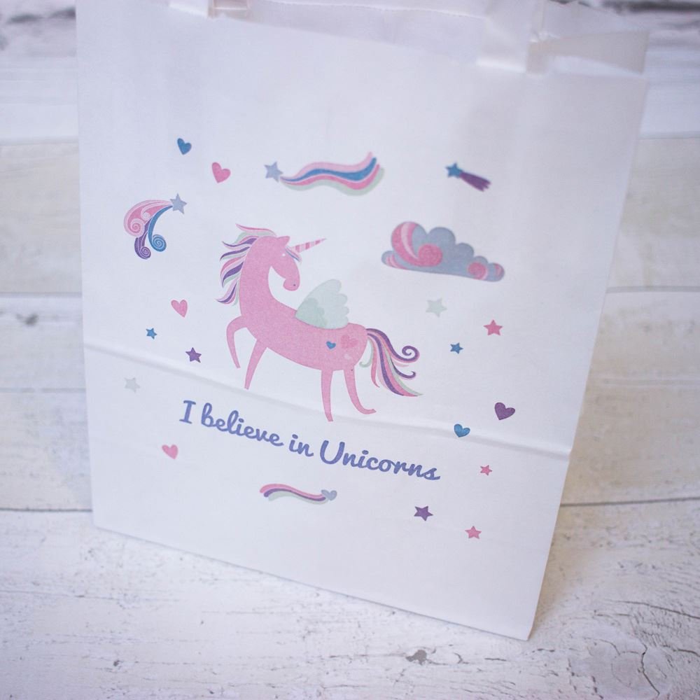 10 Pack White Handled Unicorn Paper Party Gift Bags - I Believe in Unicorns - Perfect for Birthday Parties, Baby Showers & Magical Celebrations