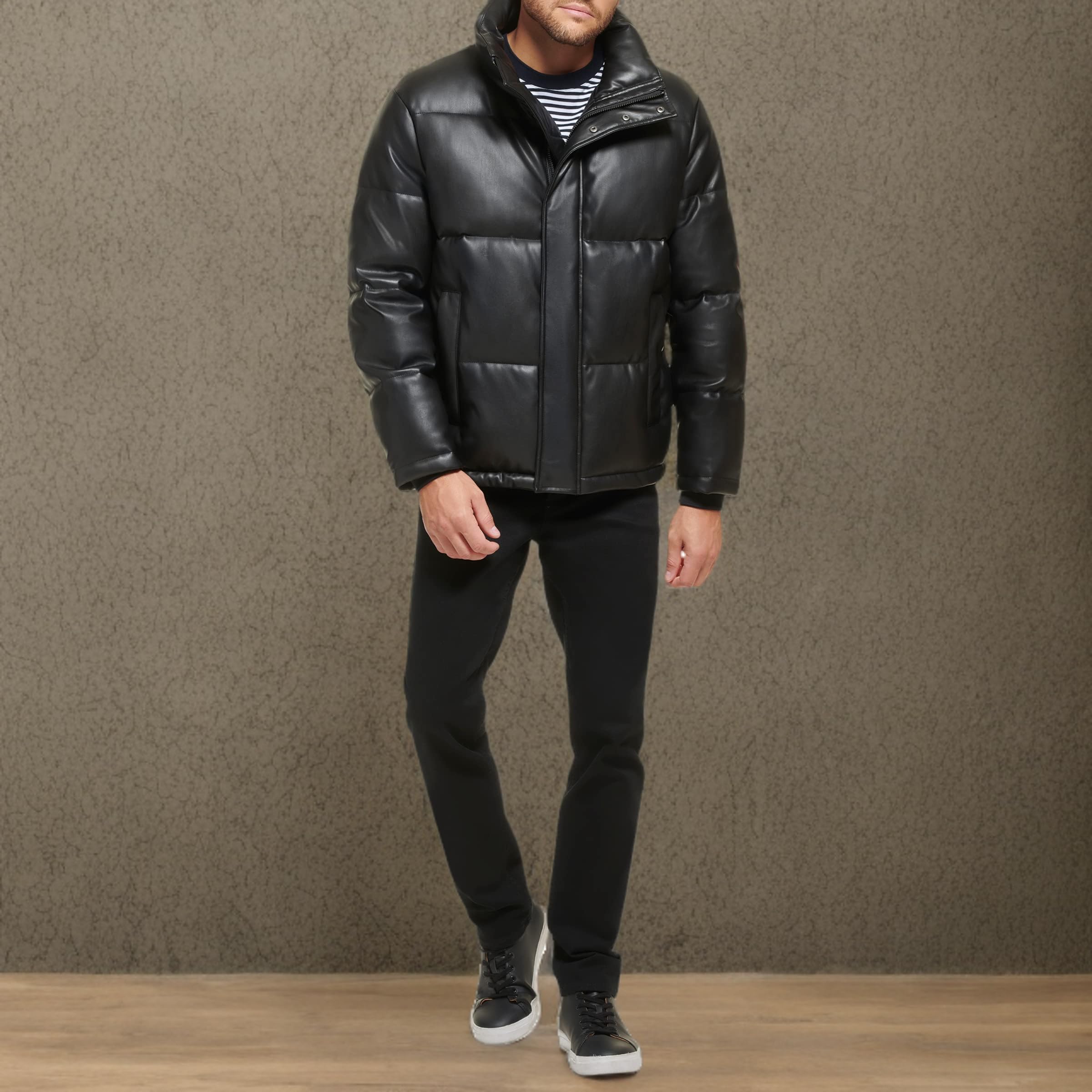 Calvin Klein Men's Classic Faux Leather Puffer Jacket - Lightweight Winter Coat for Men | Water-Resistant, Warm & Stylish | Perfect for Outdoor Activities, Travel & Casual Wear