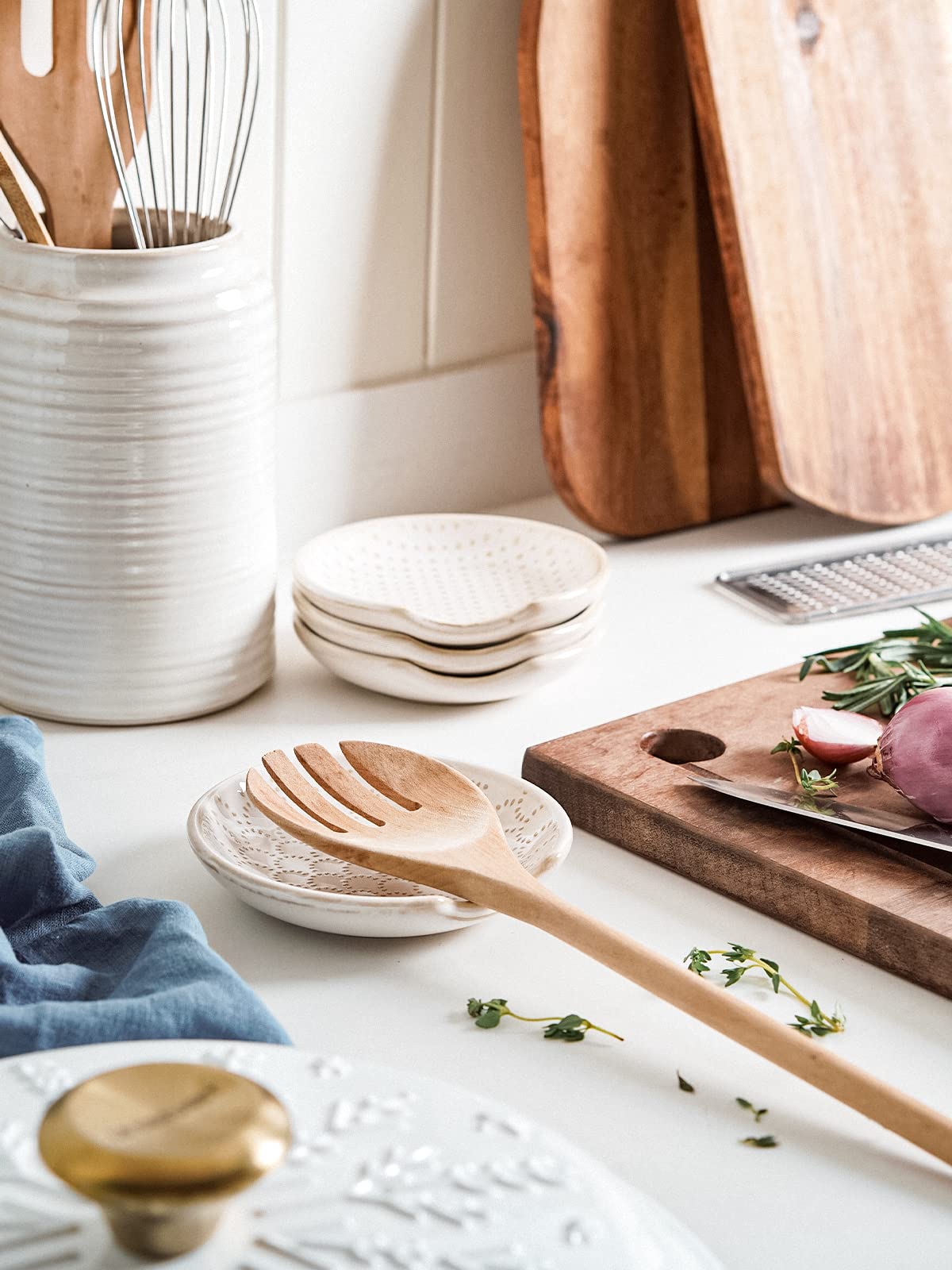 LE TAUCI Ceramic Spoon Rest for Stove Top - 4.8 Inch Set of 4 White | Kitchen Counter Utensil Holder | Farmhouse Decor & Housewarming Gift | Perfect for Cooking, Baking and Kitchen Organization