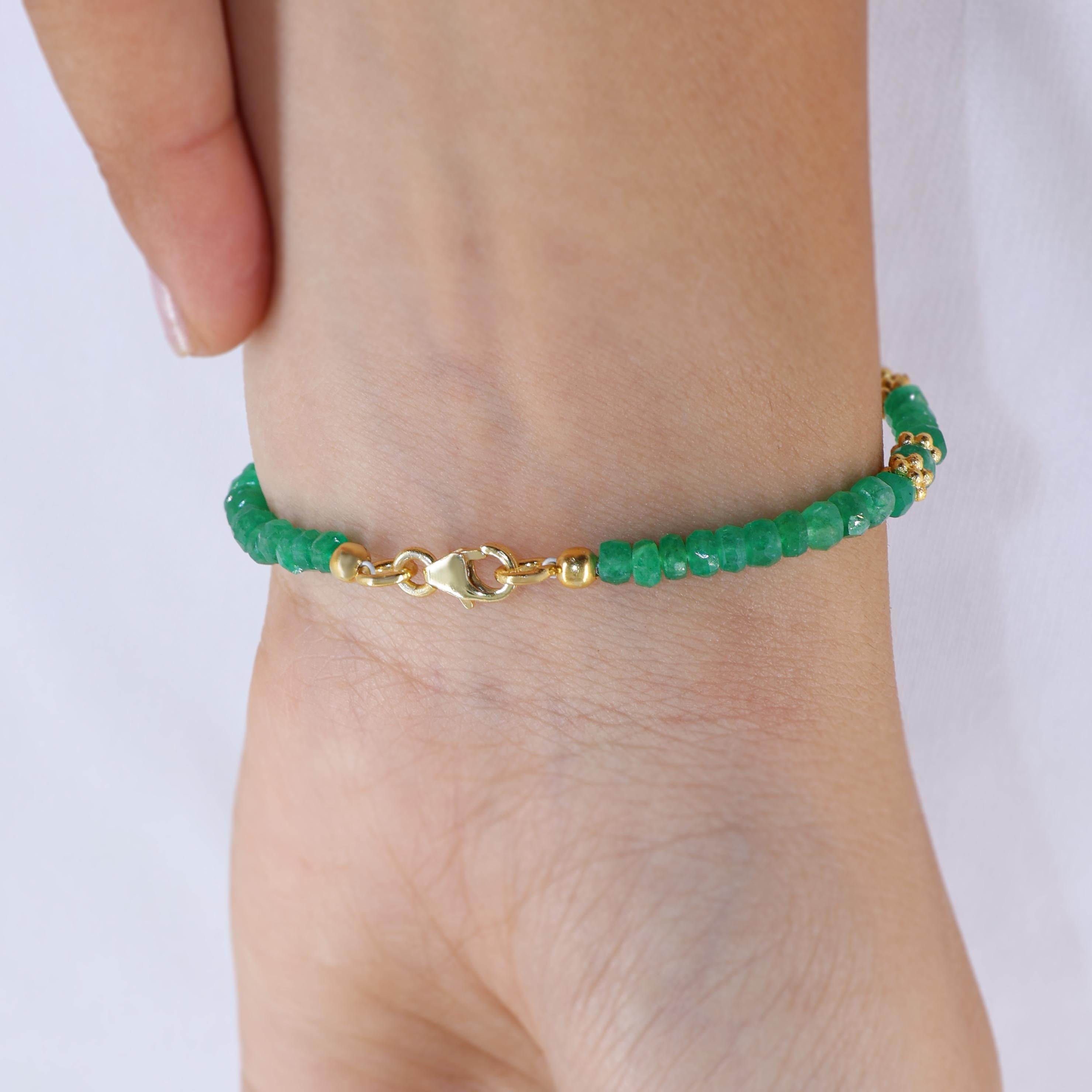 Natural Emerald Gemstone Beaded Bracelet for Women - Elegant Handmade Jewelry for Daily Wear, Gifts & Special Occasions