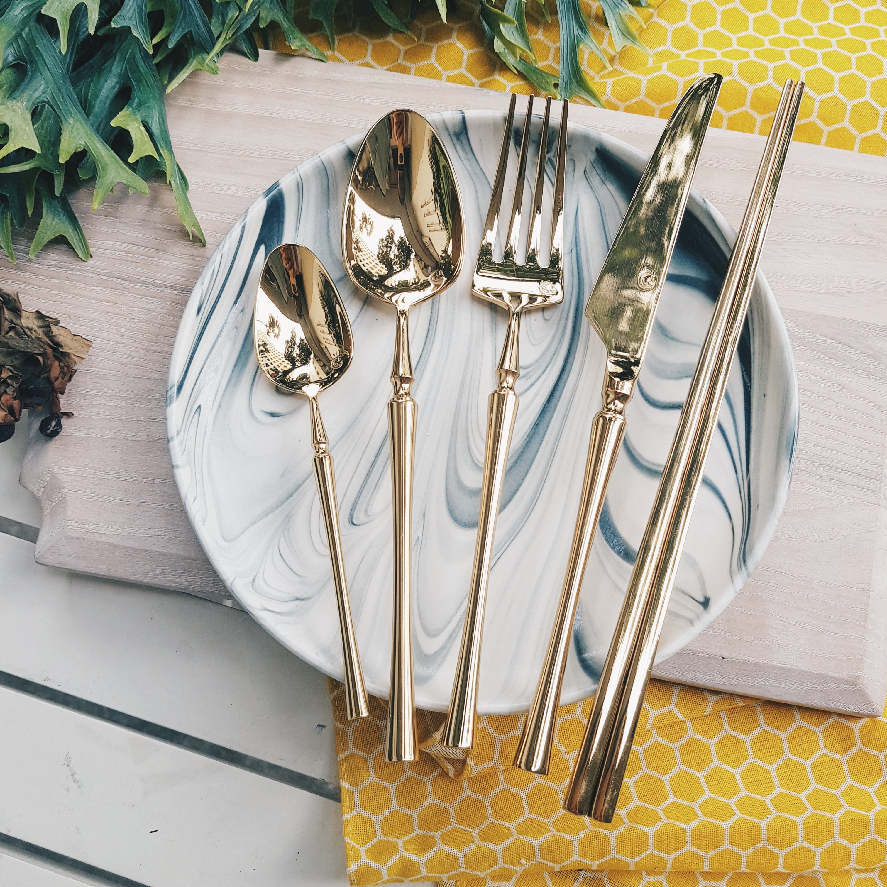 Parisienne Shiny Bronze Ion Plated Stainless Steel SS304 Chopsticks - Elegant Asian Dining Utensils for Sushi, Ramen & Home Kitchen Use
