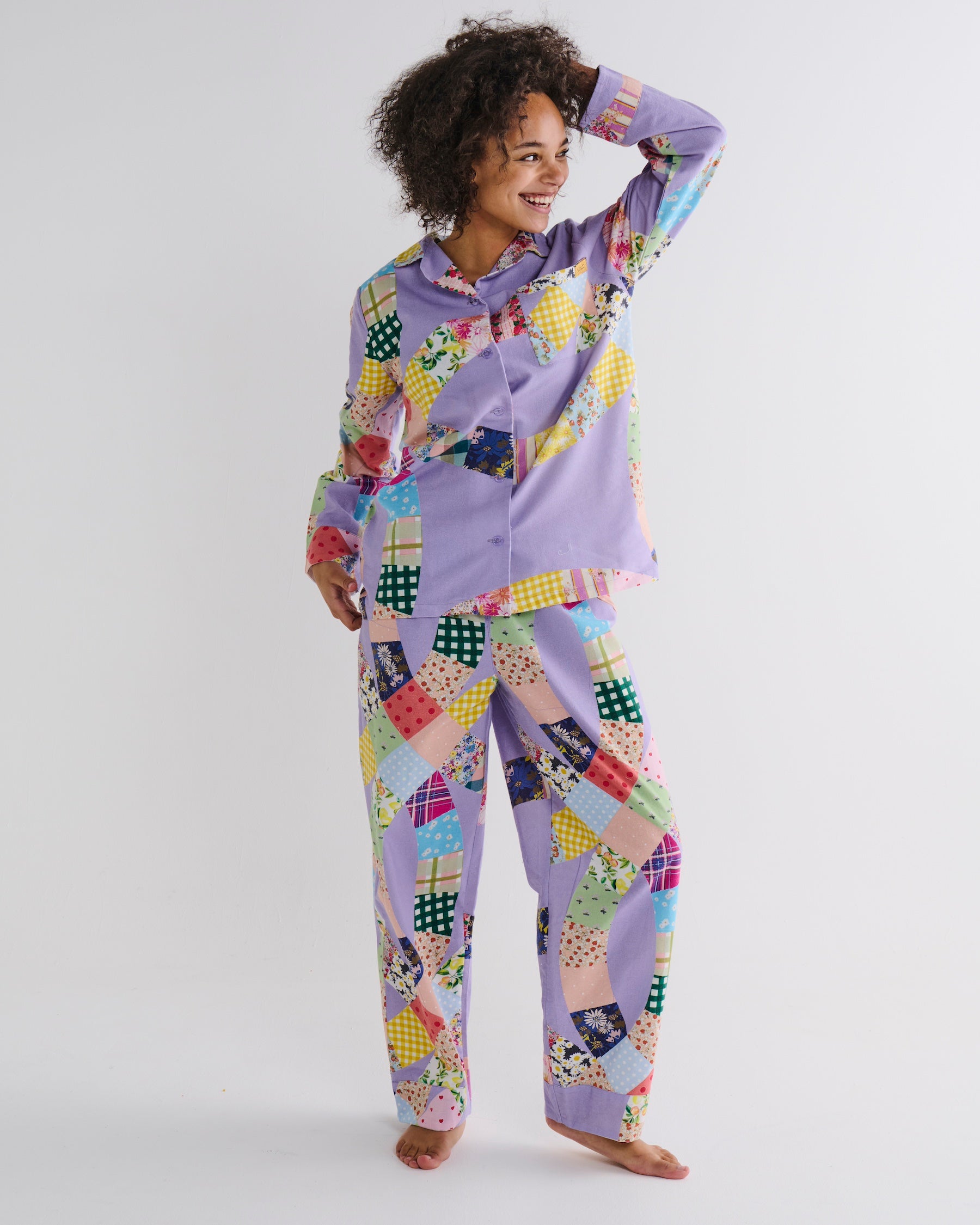 Cozy Cabin Flannel Long Sleeve Pajama Set for Adults - Soft & Warm Sleepwear for Winter Nights, Loungewear & Relaxing at Home
