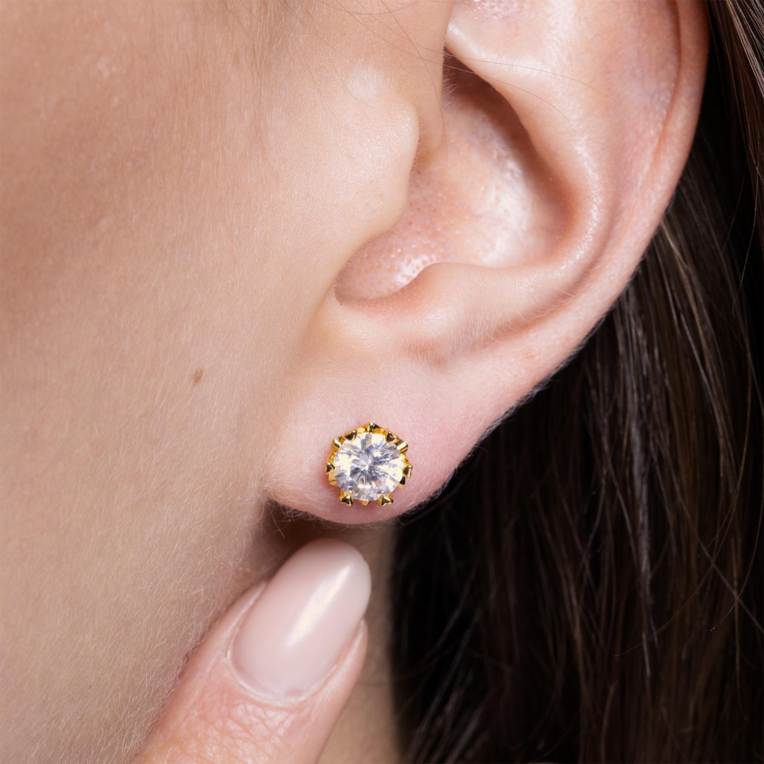 Luxury Moissanite Flower Stud Earrings for Women - Romantic Gift for Her, Valentine's Day, Anniversary & Special Occasions