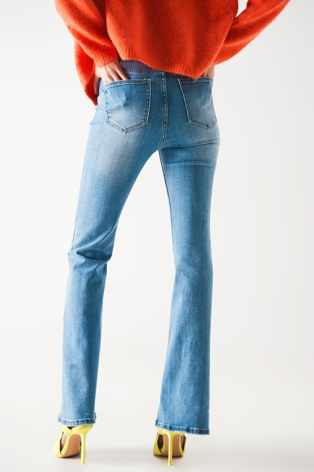 Vintage 70s High Waist Flared Jeans - Light Wash Stretch Denim for Women | Retro Fashion, Casual Wear & Party Outfits