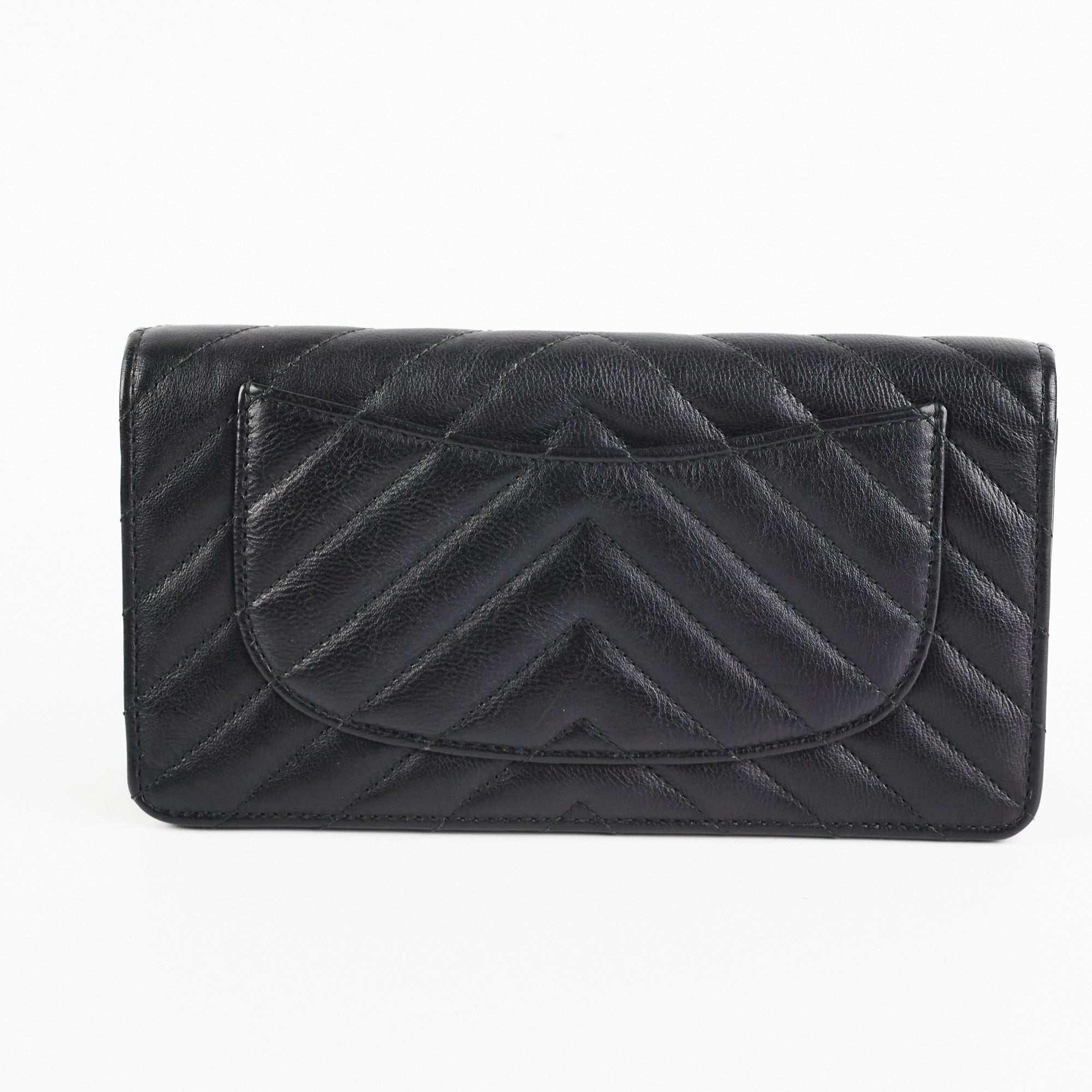 Chanel Chevron Quilted Black Leather Wallet for Women - Luxury Designer Card Holder & Coin Purse for Everyday Use and Special Occasions