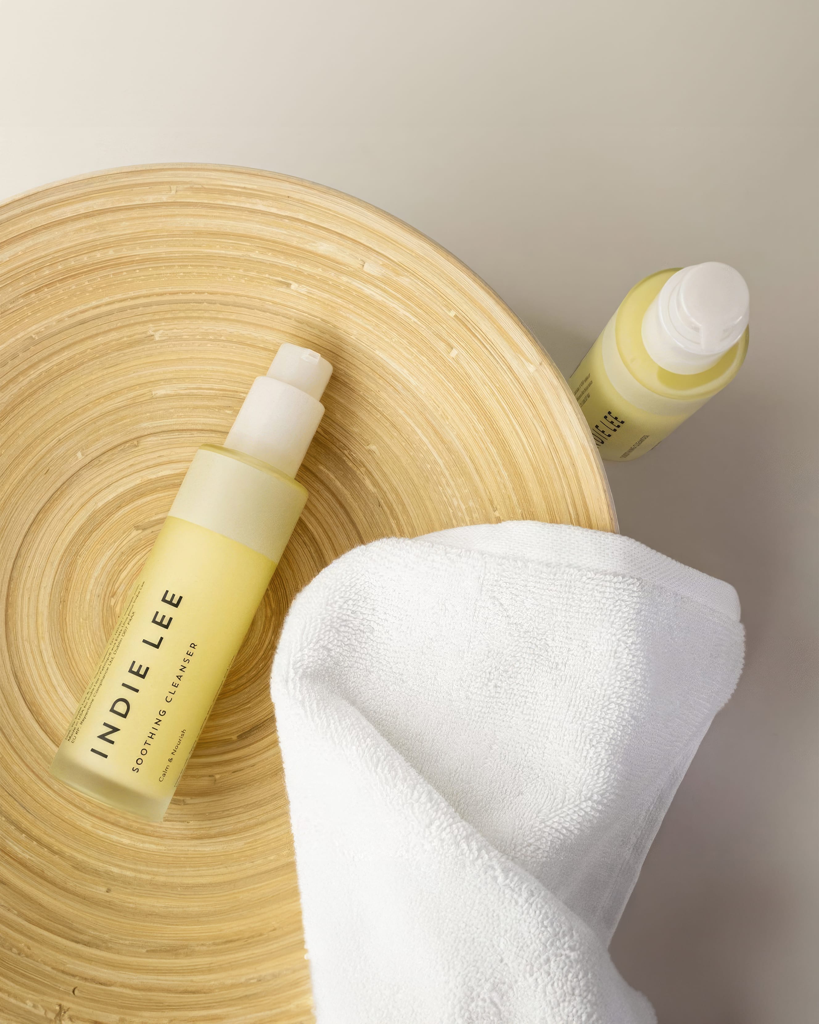 Gentle Soothing Facial Cleanser for Sensitive Skin - Hydrating & Calming Face Wash for Daily Skincare Routine