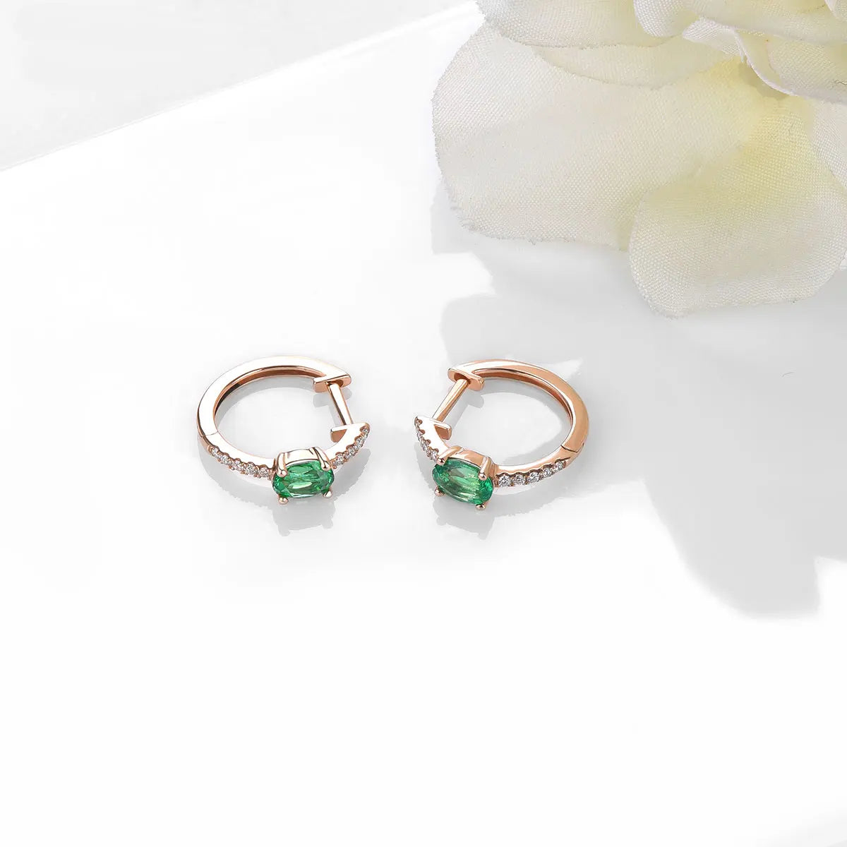 18K Rose Gold Earrings with 0.6 Carat Natural Emerald & 0.182 Carat Diamonds - Elegant Women's Jewelry for Weddings, Anniversaries & Special Occasions