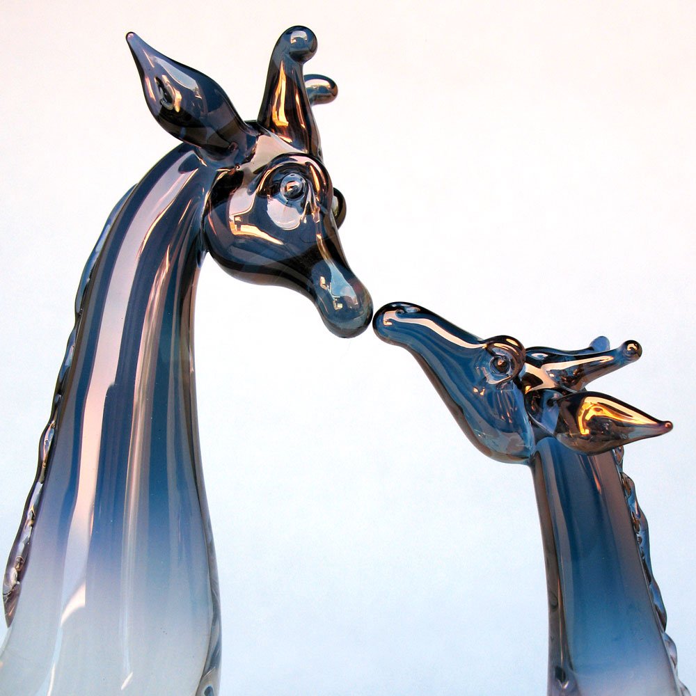 Hand Blown Glass Giraffe Mother and Baby Figurine - Elegant Home Decor, Unique Gift for Animal Lovers - Perfect for Nursery, Bookshelf or African-Themed Room Decor