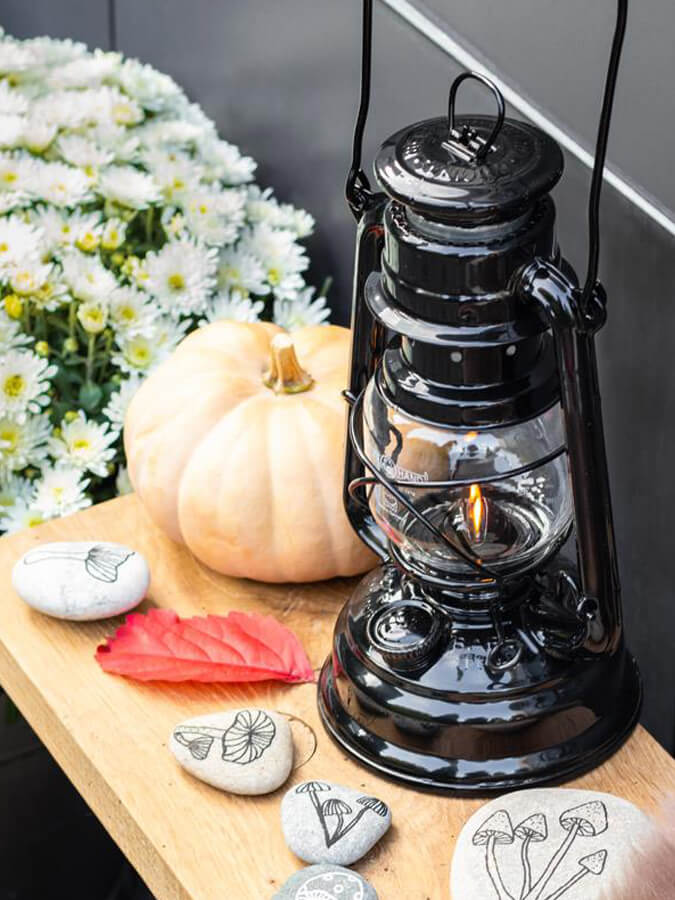 Feuerhand Baby Special 276 Hurricane Lantern - Vintage Outdoor Camping Light for Emergency, Garden, Patio & Power Outages