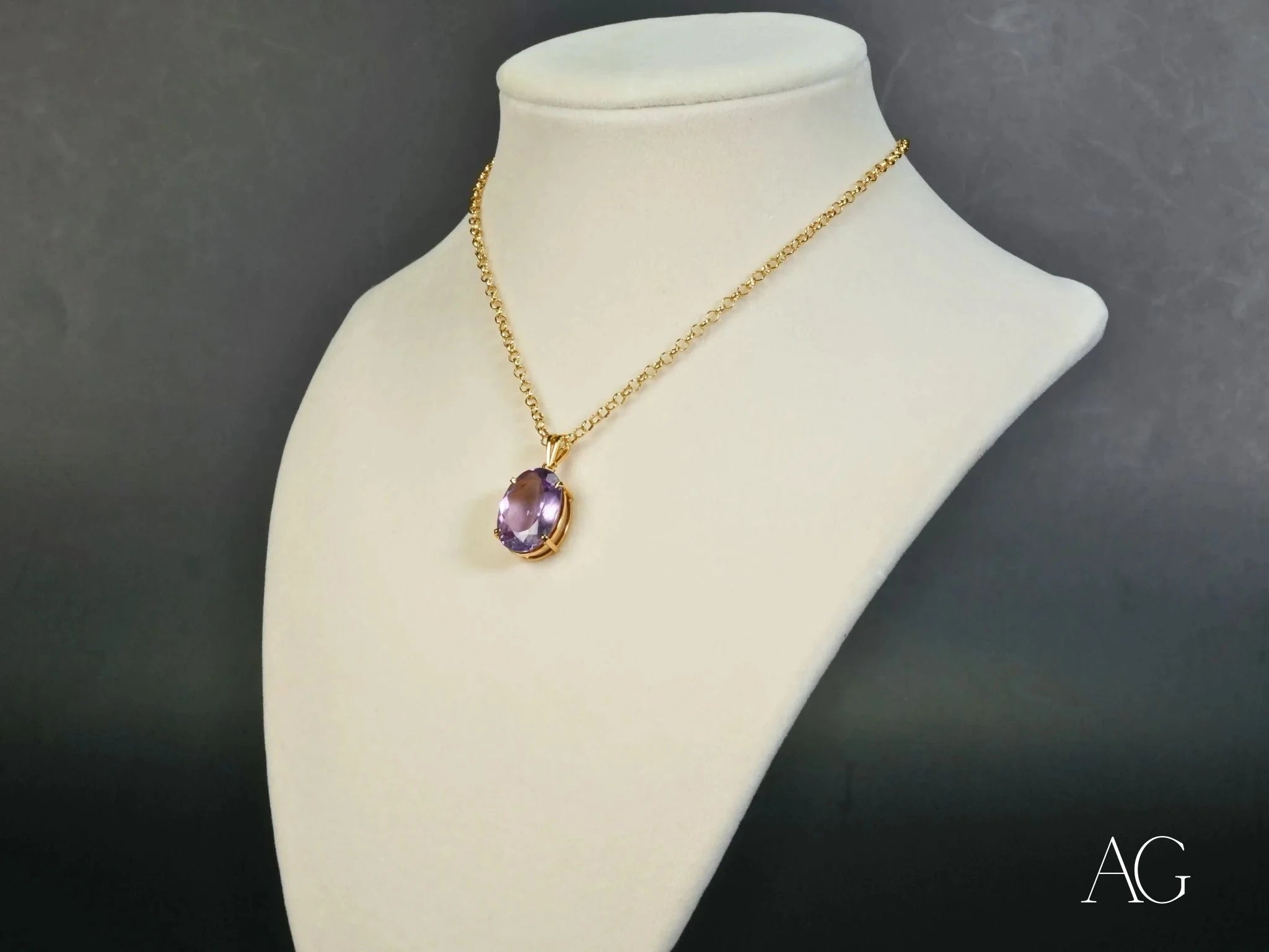 Natural Amethyst Crystal Pendant Necklace for Women - Healing Stone Jewelry for Meditation, Yoga & Spiritual Gifts