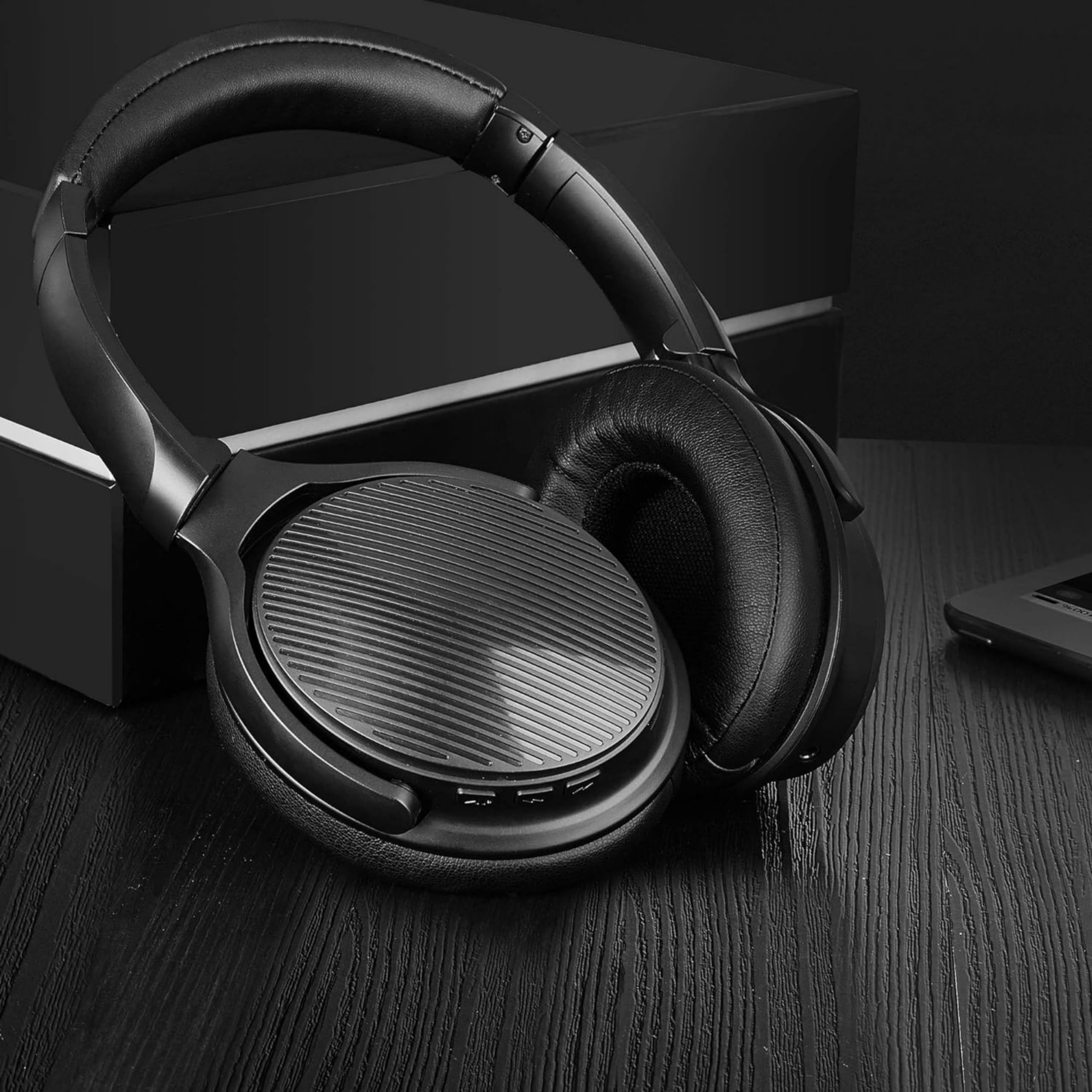 Betron EMR90 Wireless Bluetooth Headphones - Over Ear Foldable Headset with Built-in Mic, Deep Bass & 12H Battery | 40mm Drivers & 3.5mm Jack | Compatible with iPhone, Android, iPad, Laptop | Perfect for Travel, Workouts & Home Office Use