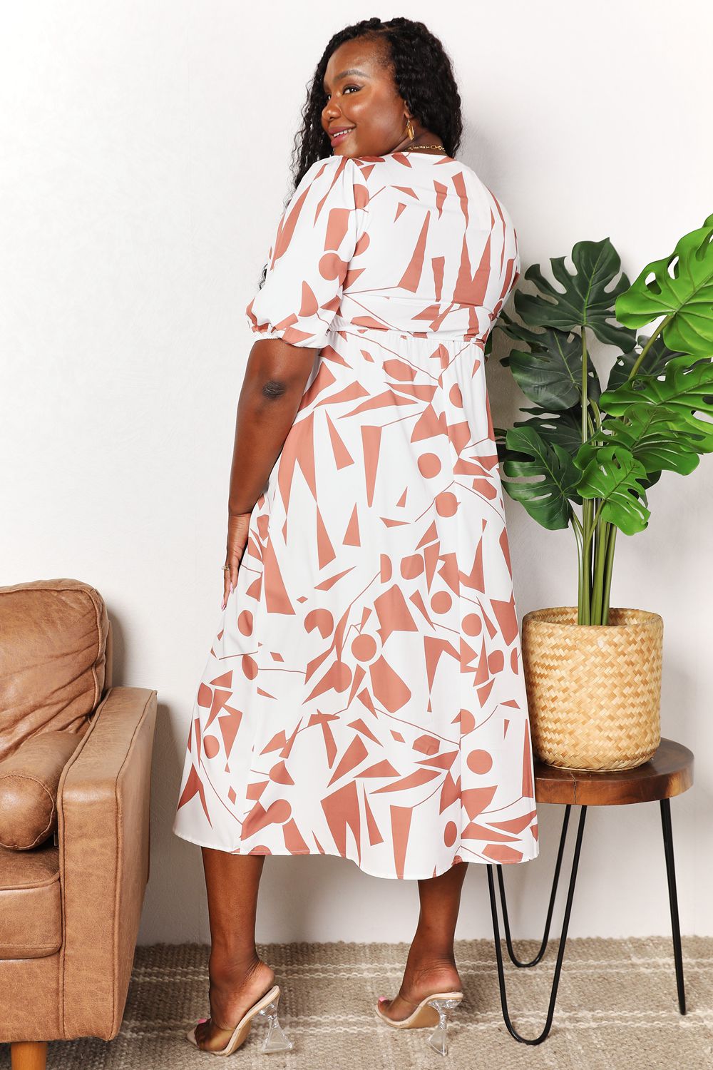 Elegant Printed Surplice Balloon Sleeve Dress for Women - Flowy Summer Midi Dress with V-Neck - Perfect for Beach Vacations, Date Nights & Garden Parties