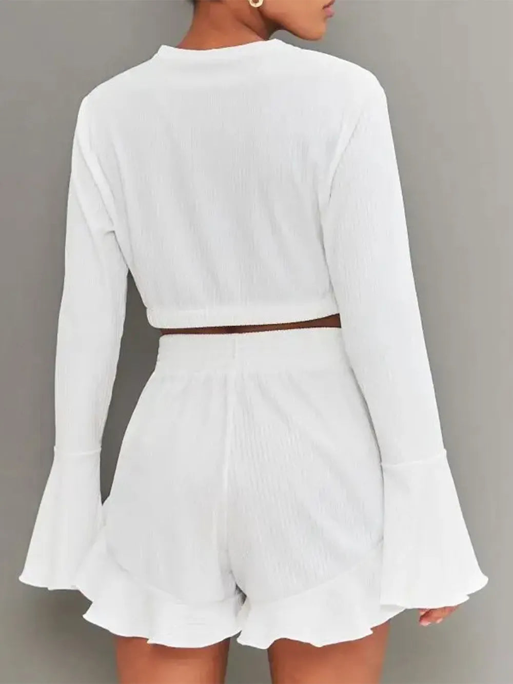 Stylish Long Sleeve Top & Ruffled Shorts Set for Women | Summer Resort Outfit | Beach Vacation, Poolside Lounge, Tropical Getaway