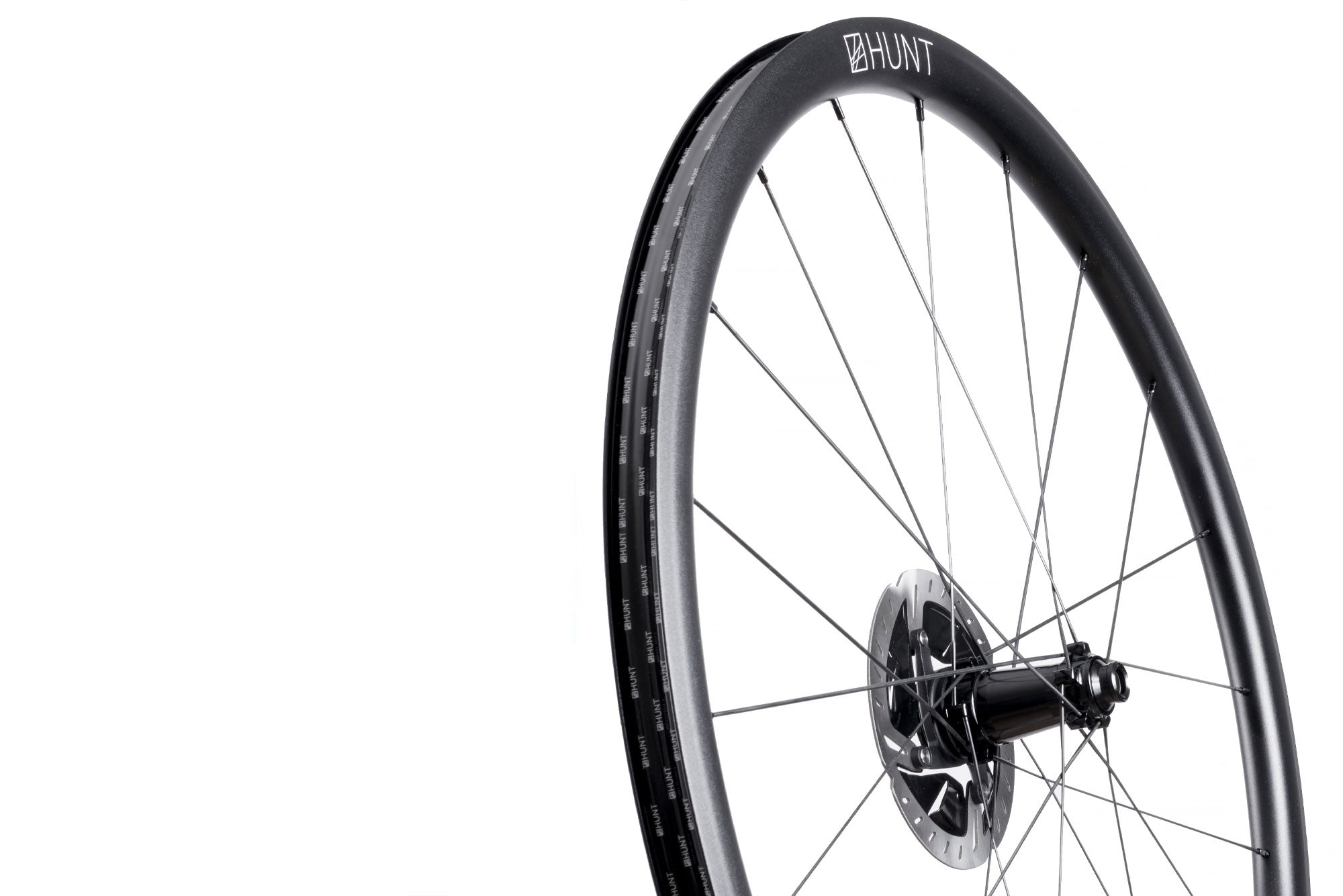 RE:NEW HUNT 34 Aero Wide Disc Wheelset - Lightweight Carbon Road Bike Wheels for Speed & Performance | Perfect for Road Racing, Triathlons & Endurance Cycling