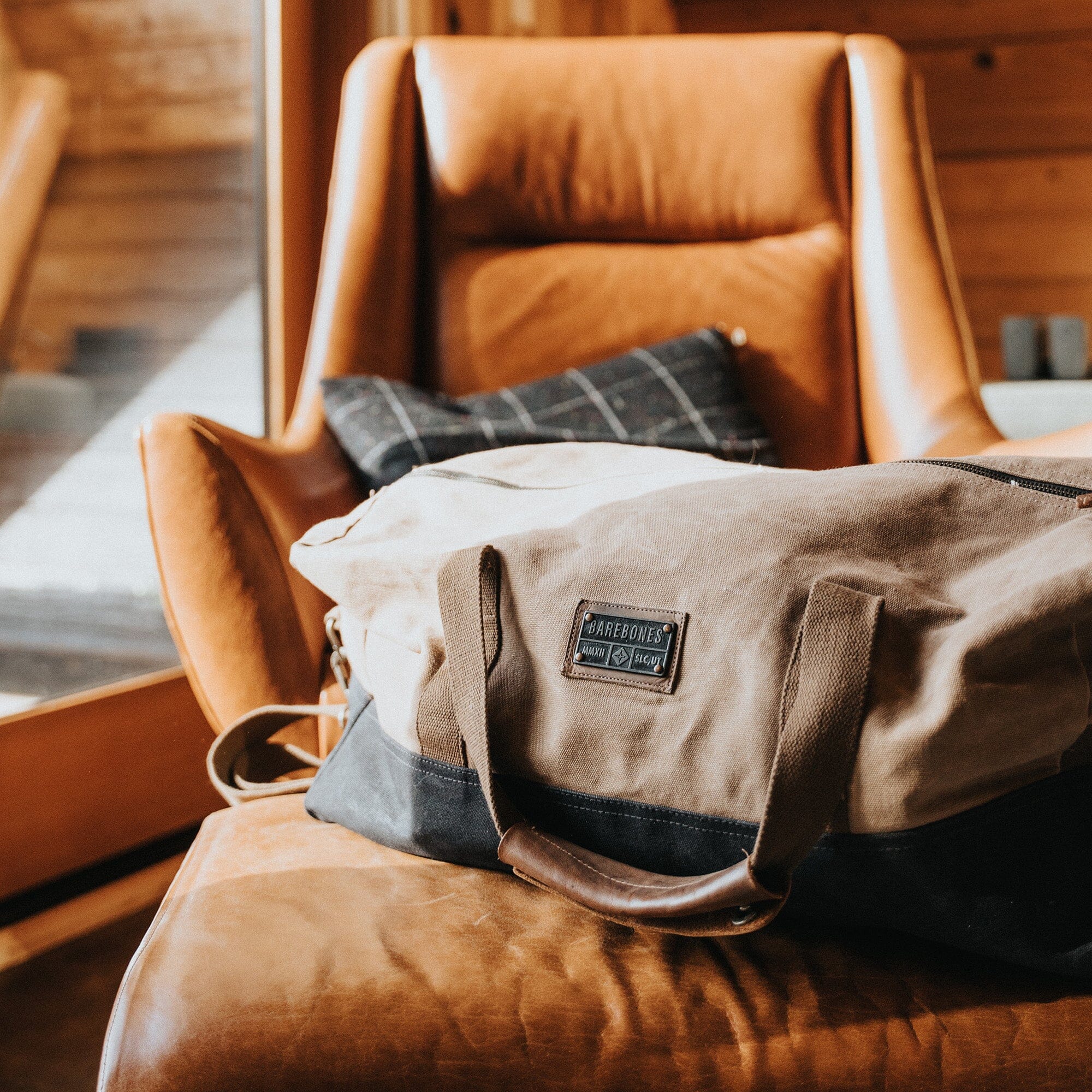 Premium Neelum Duffle Bag for Travel, Gym & Sports - Water-Resistant, Spacious Carry-On Luggage for Men & Women - Perfect for Weekend Trips, Workouts & Outdoor Adventures