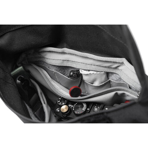 Peak Design Field Pouch v2 - Compact Camera & Travel Organizer Bag (Black) | Waterproof EDC Pouch for Photography Gear, Tech Accessories & Outdoor Essentials