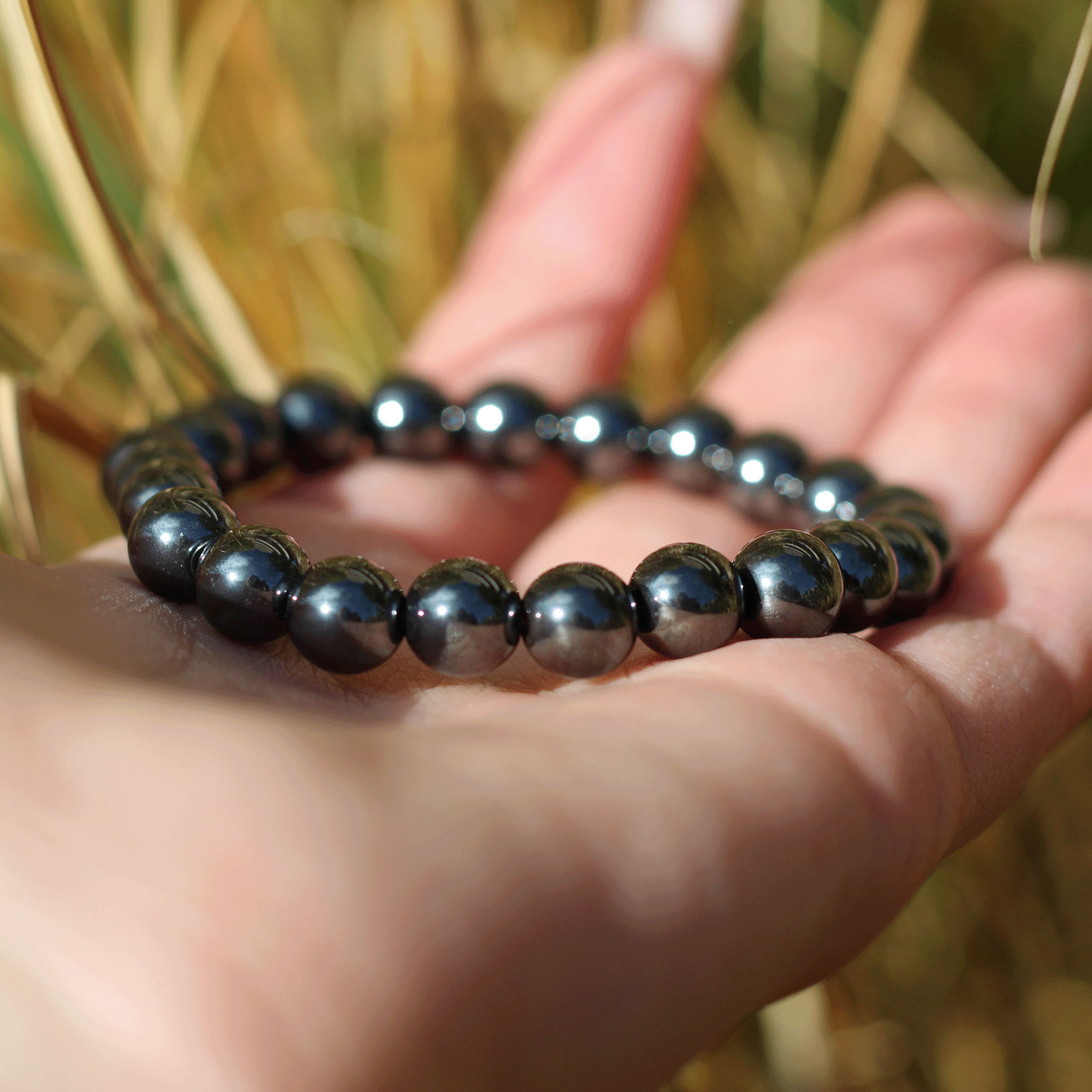 Natural Hematite Magnetic Bracelet for Men & Women - Healing Stone Jewelry for Stress Relief & Energy Balance - Perfect for Meditation, Yoga & Daily Wear