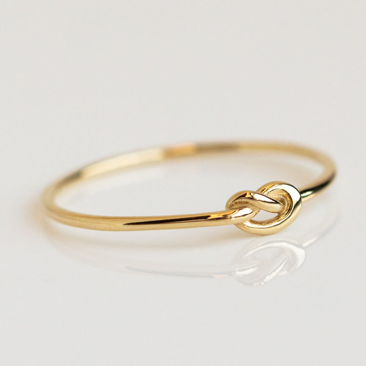 Solid Gold Simple Knot Ring - Elegant Minimalist Jewelry for Women | Perfect for Everyday Wear, Gifts & Special Occasions